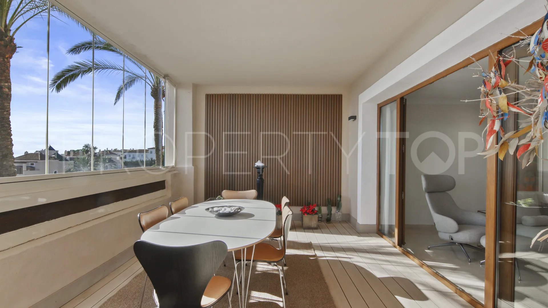 Apartment for sale in Paraiso Hills