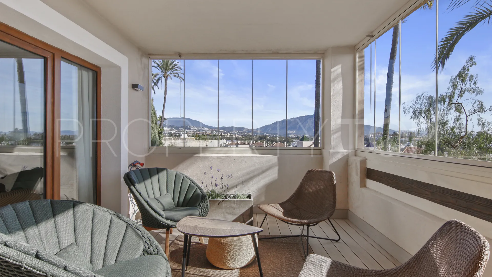 Apartment for sale in Paraiso Hills