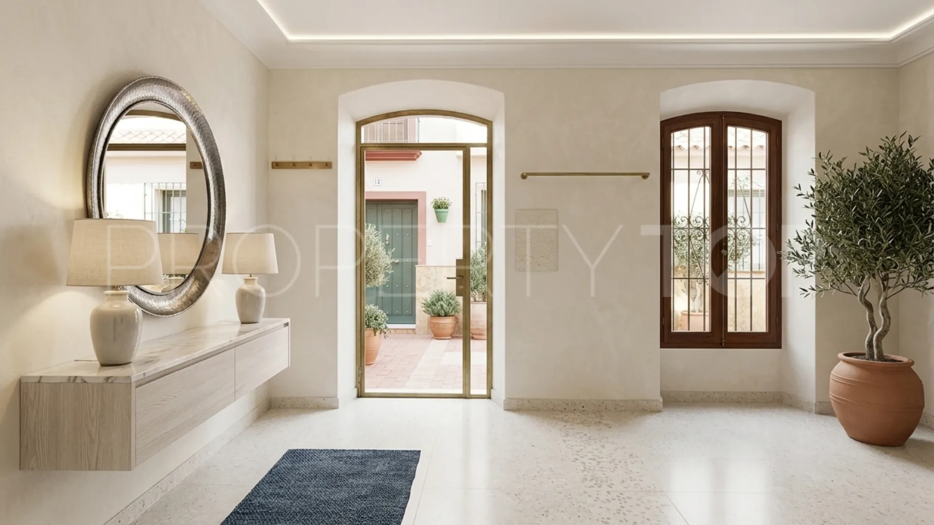 Buy Estepona Old Town town house with 2 bedrooms
