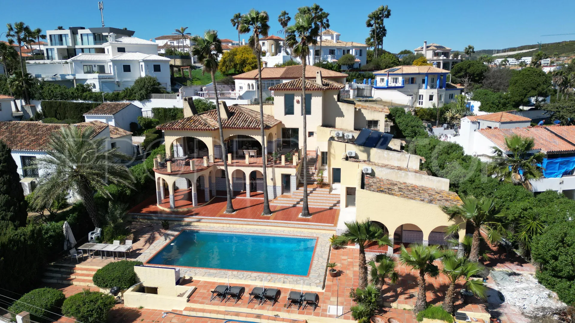 Buenas Noches, villa en venta