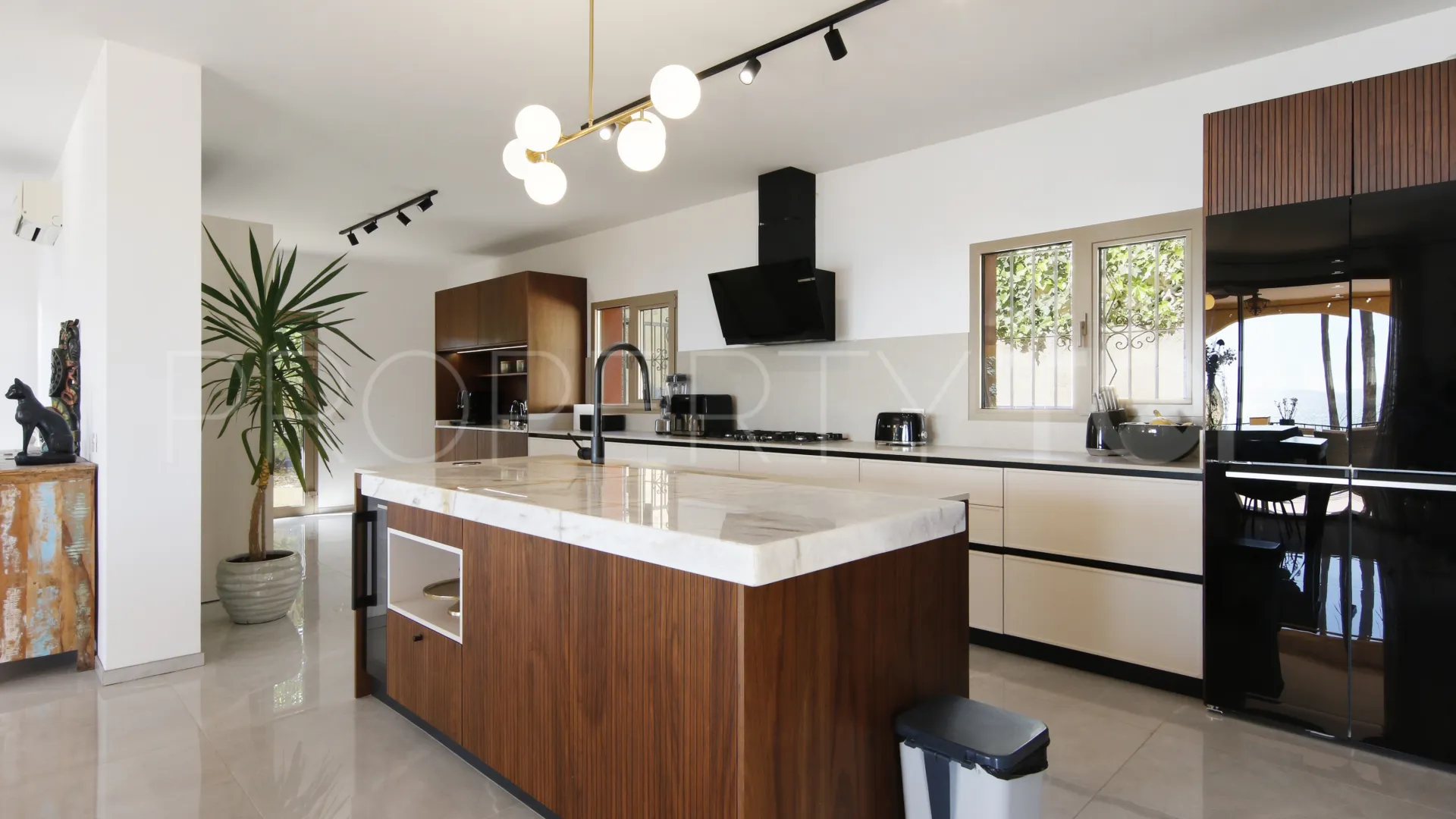 Buenas Noches, villa en venta