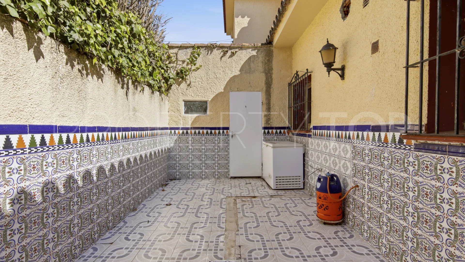 Buenas Noches, villa en venta