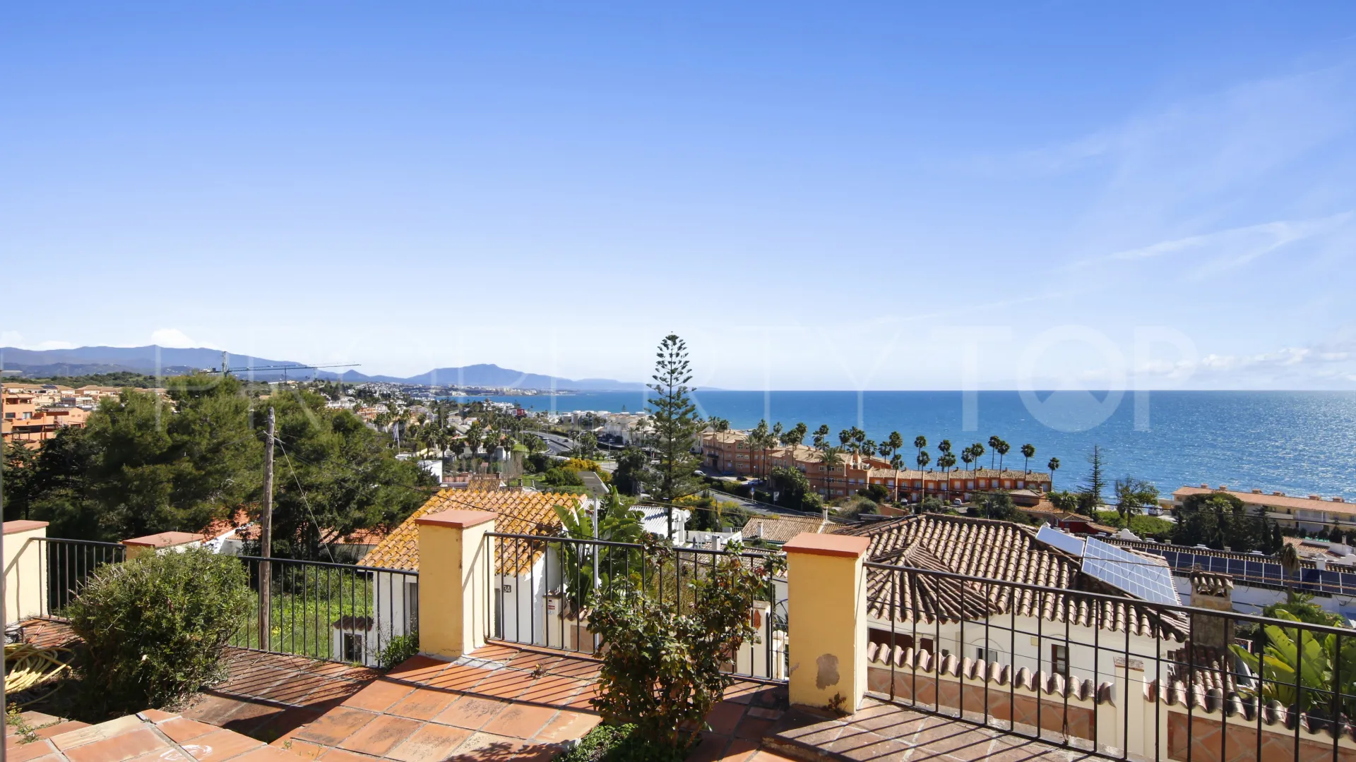 Buenas Noches, villa en venta
