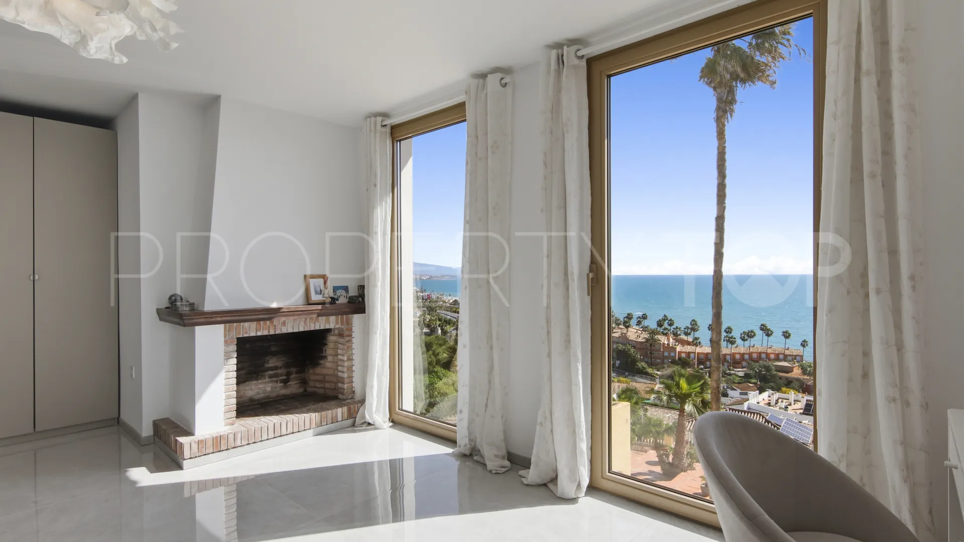 Buenas Noches, villa en venta