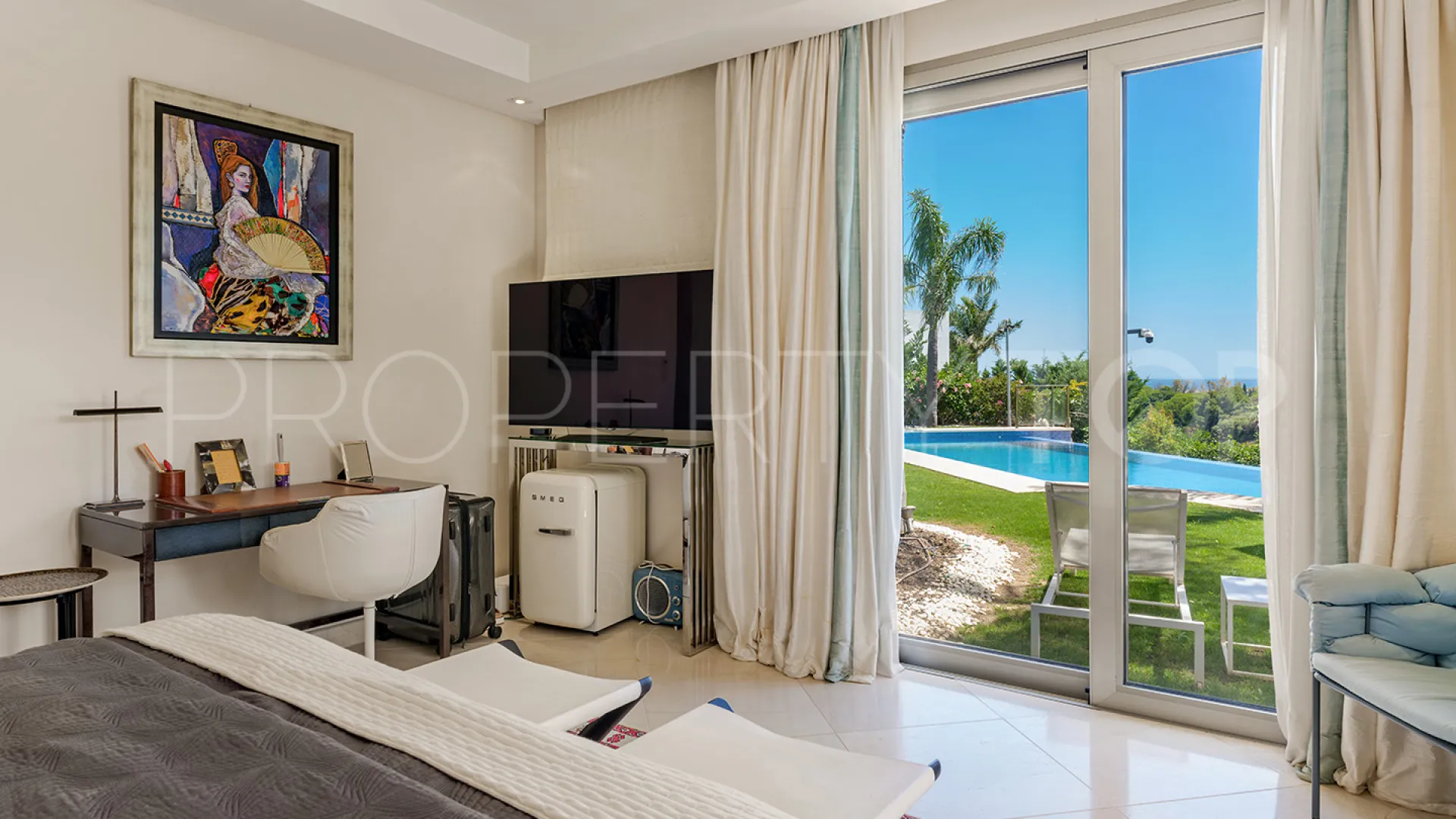 Se vende villa con 5 dormitorios en Los Flamingos