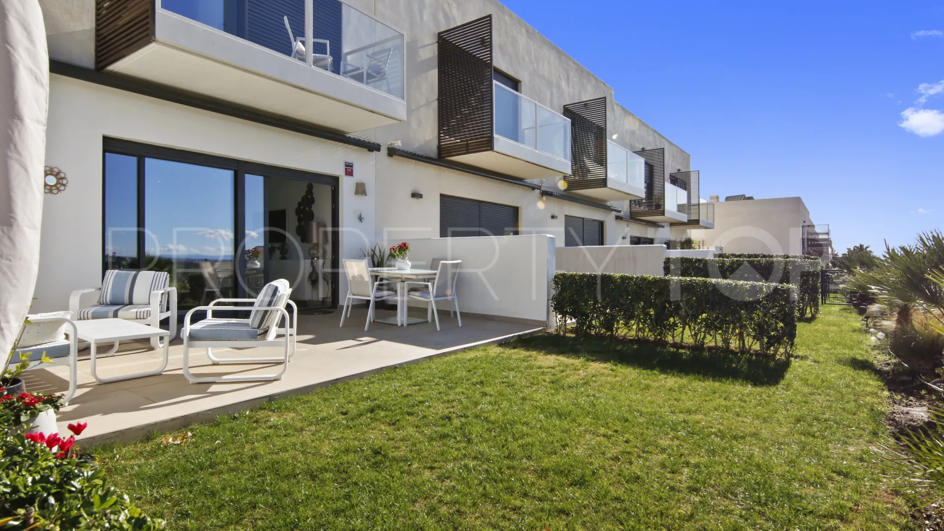 Buy town house in Chullera