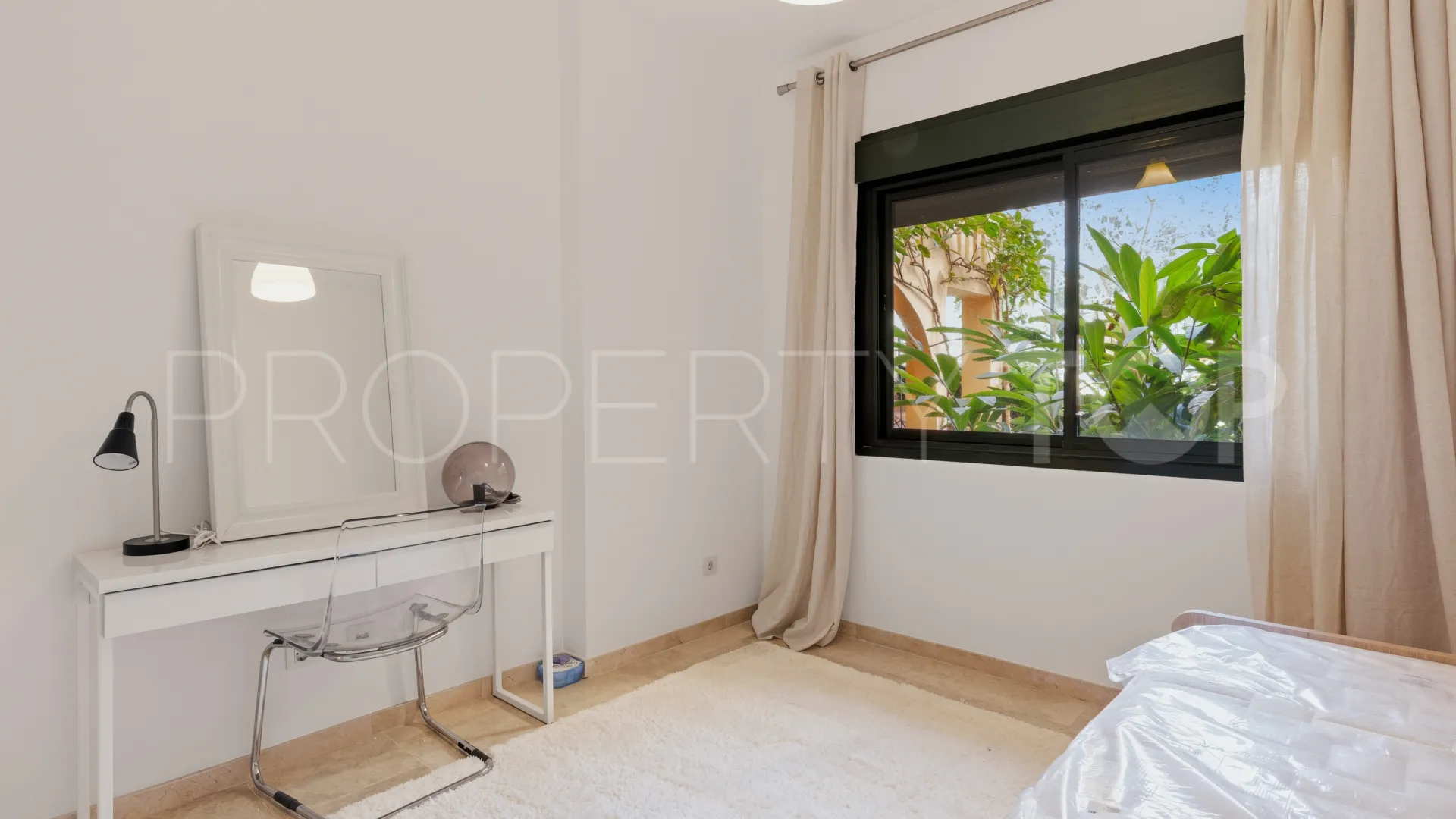 For sale El Campanario ground floor apartment with 2 bedrooms