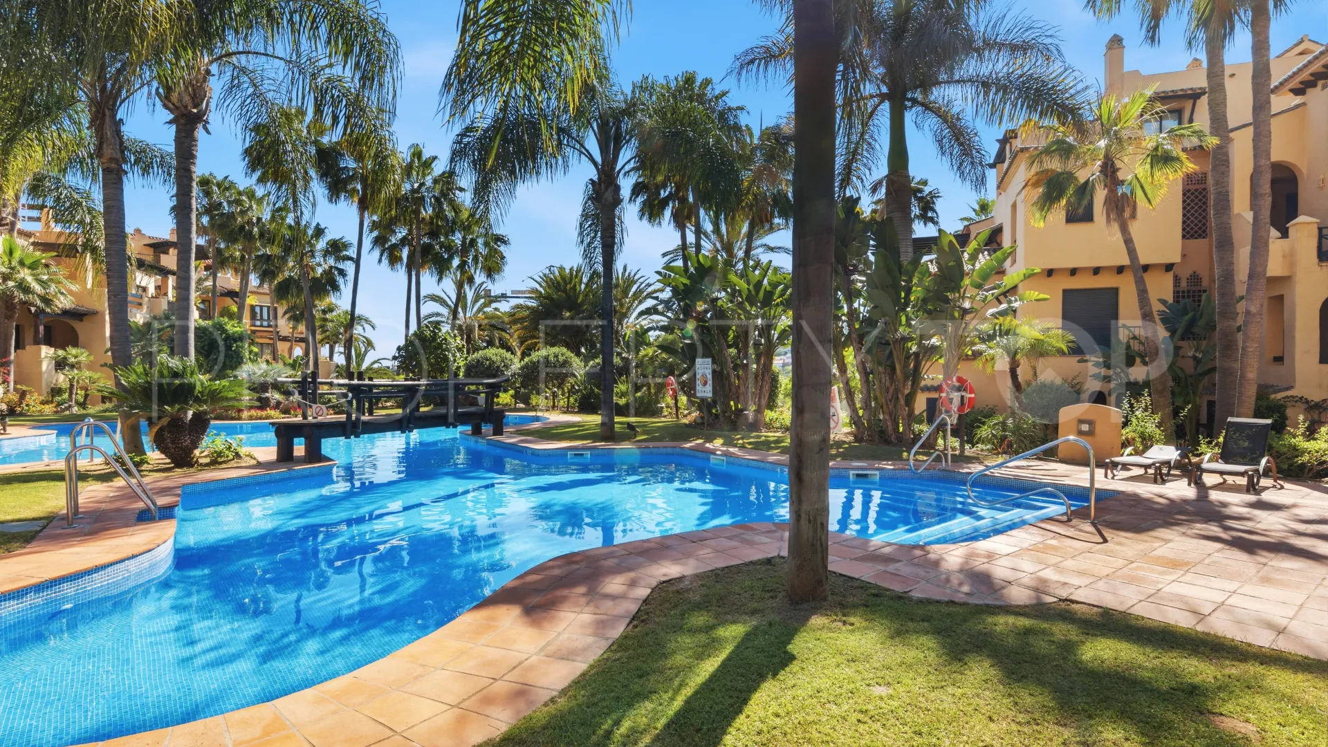 For sale El Campanario ground floor apartment with 2 bedrooms