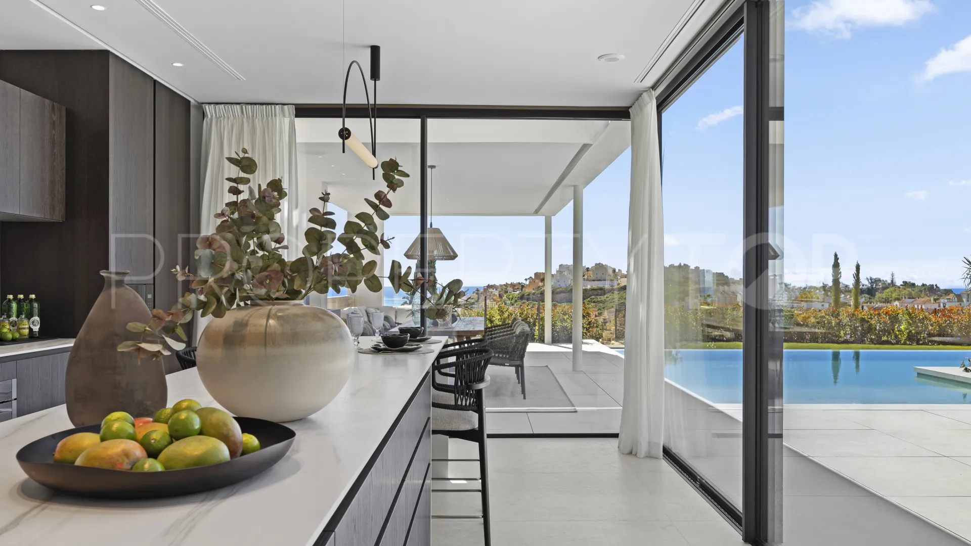 Buy Majestic villa with 4 bedrooms