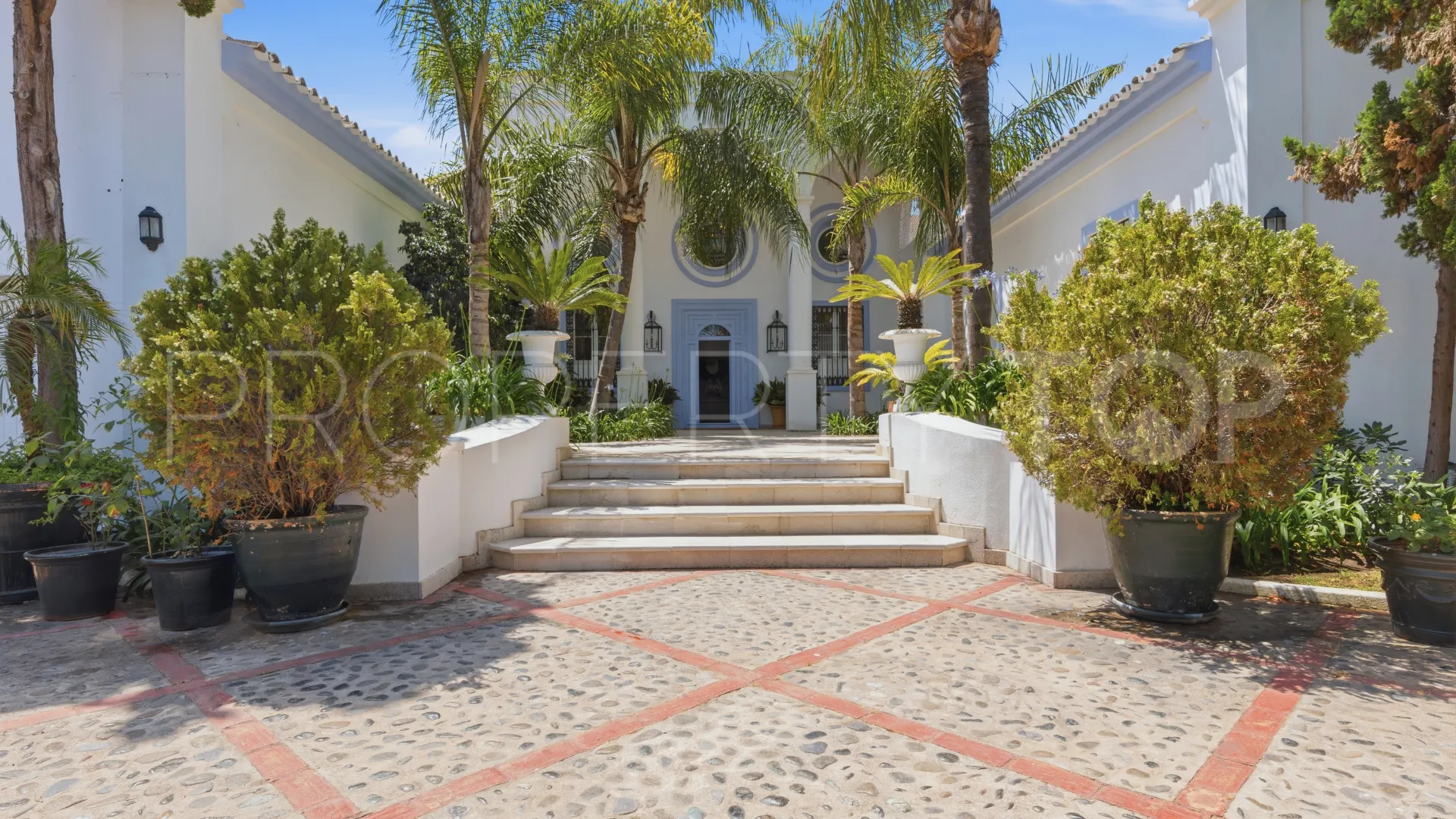 Villa in Casasola for sale