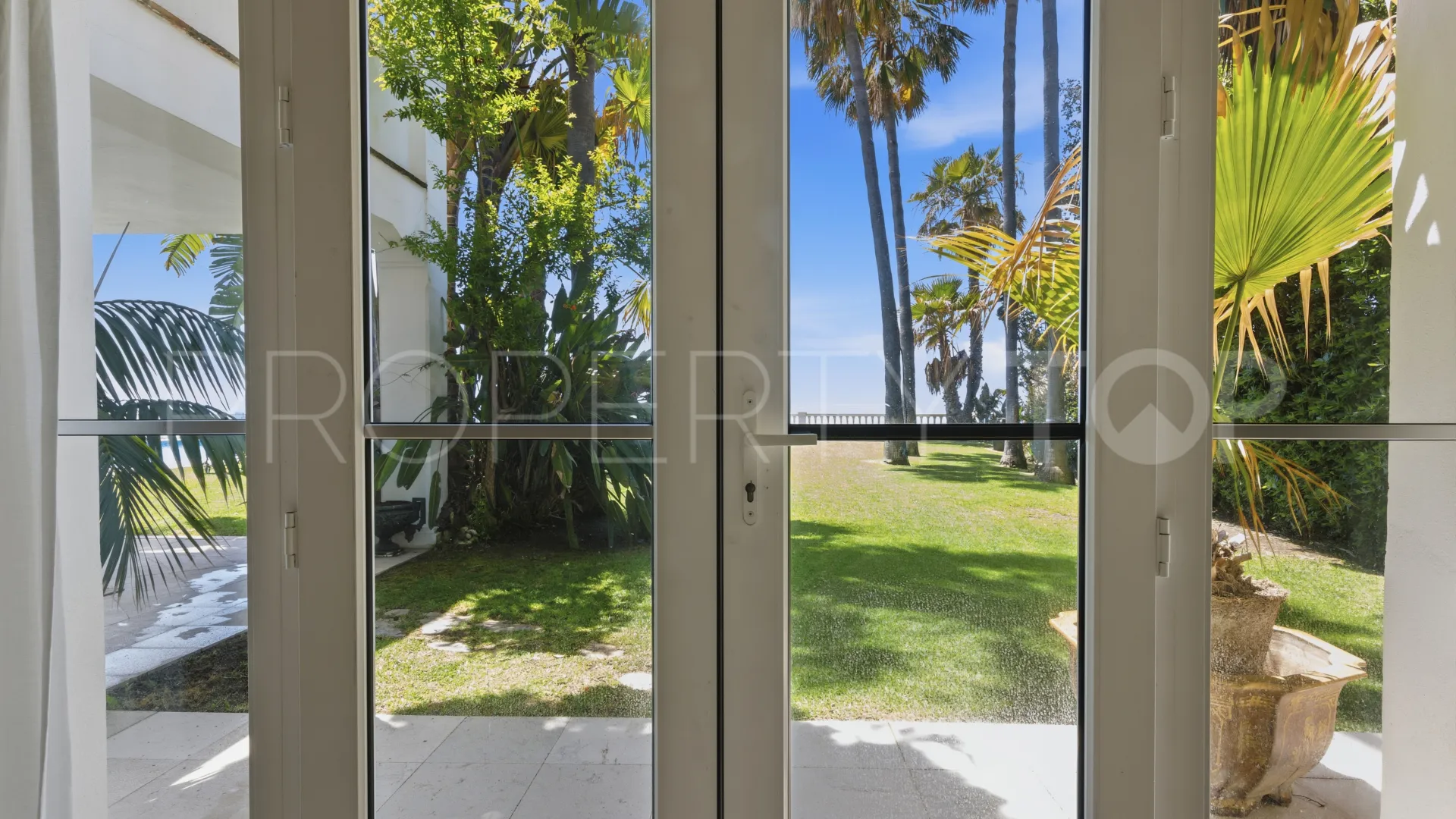 Villa in Casasola for sale