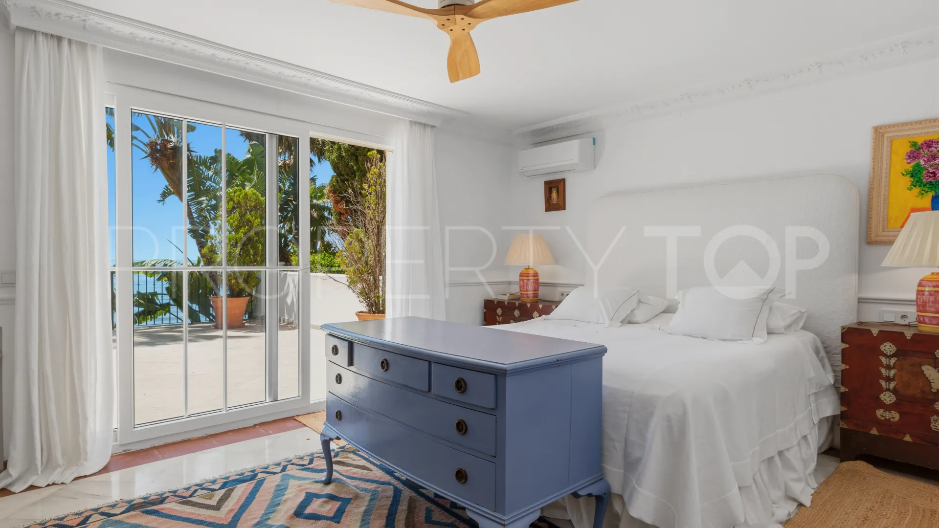 Villa in Casasola for sale