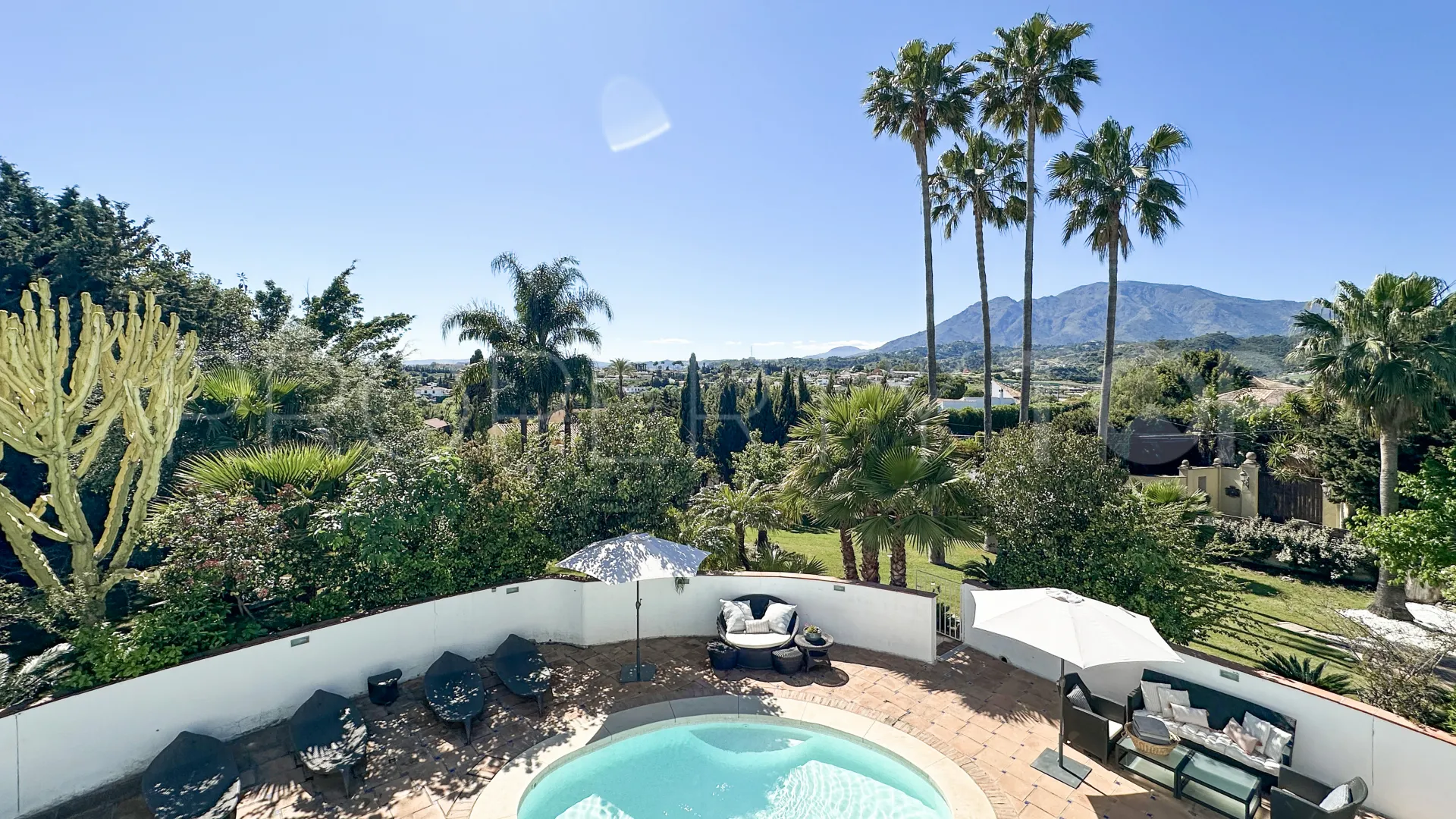 Villa with 6 bedrooms for sale in Reinoso
