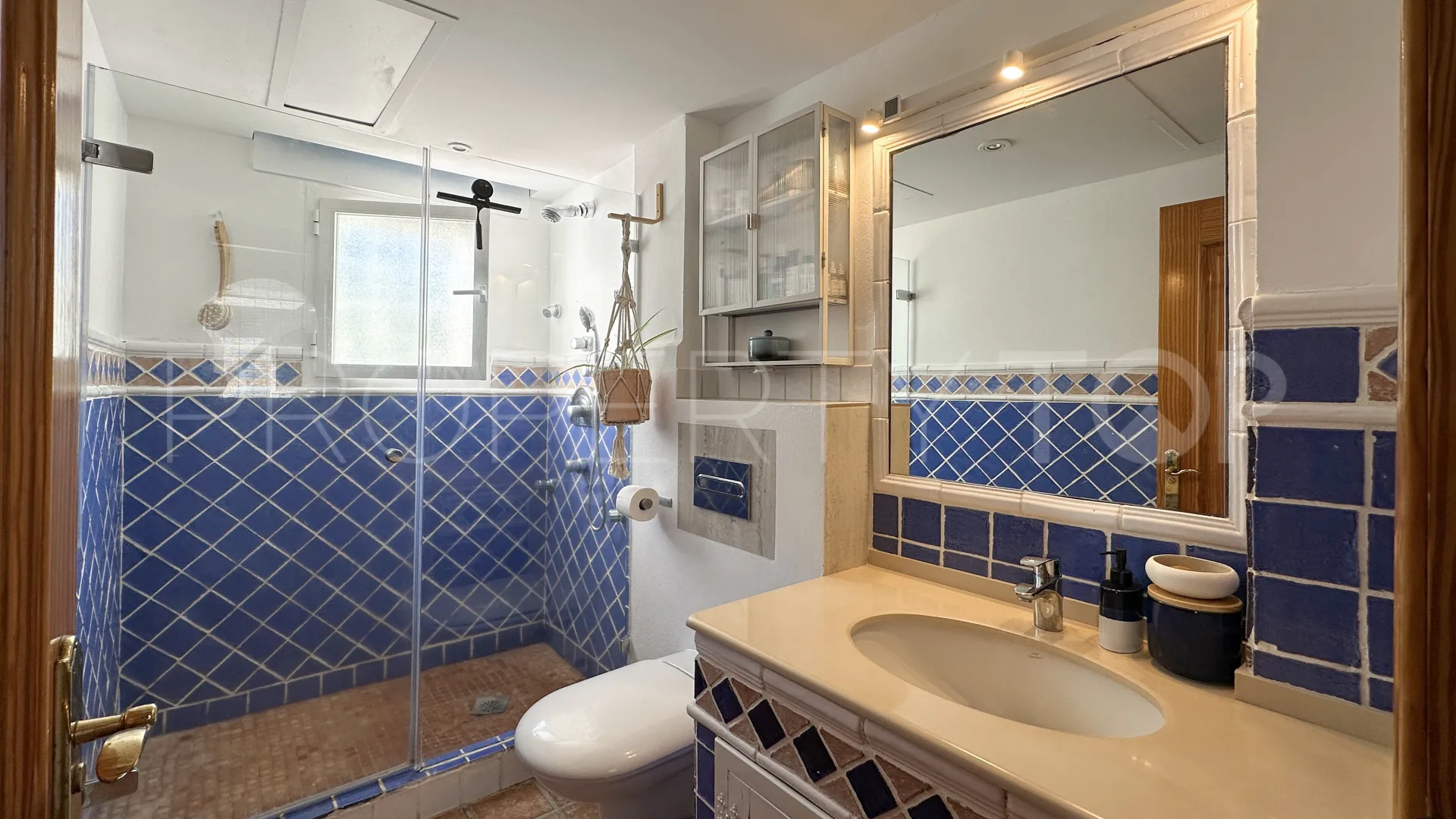 Villa with 6 bedrooms for sale in Reinoso
