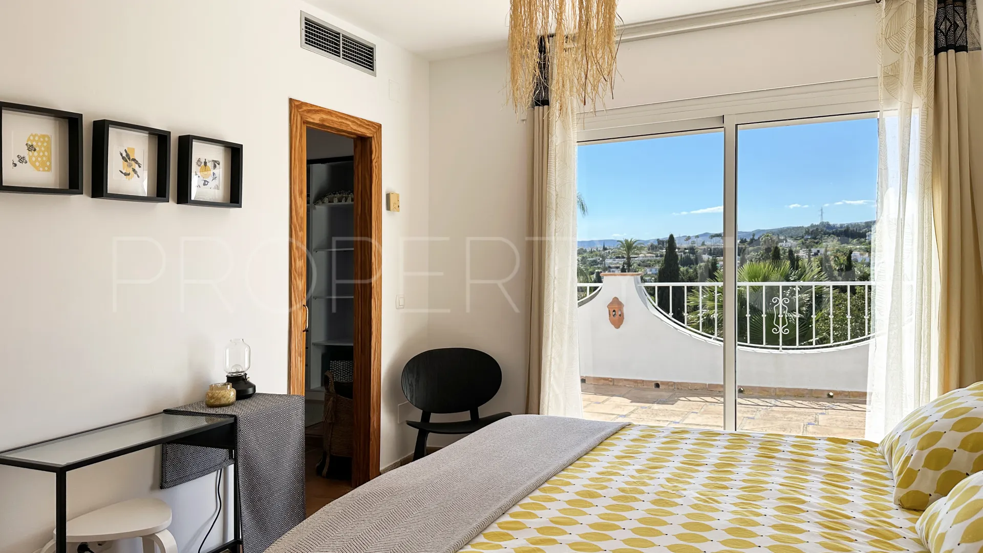 Villa with 6 bedrooms for sale in Reinoso