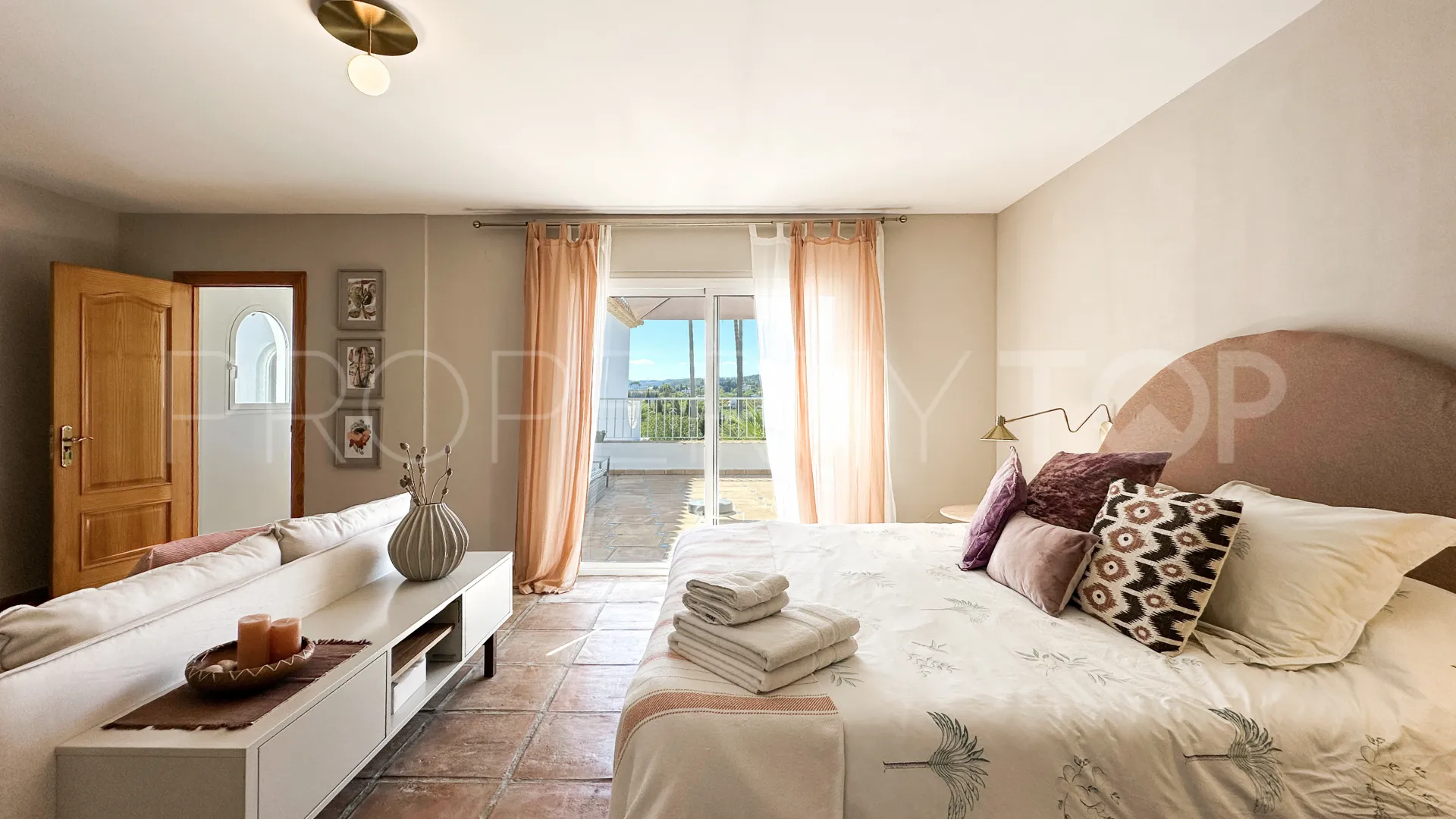 Villa with 6 bedrooms for sale in Reinoso