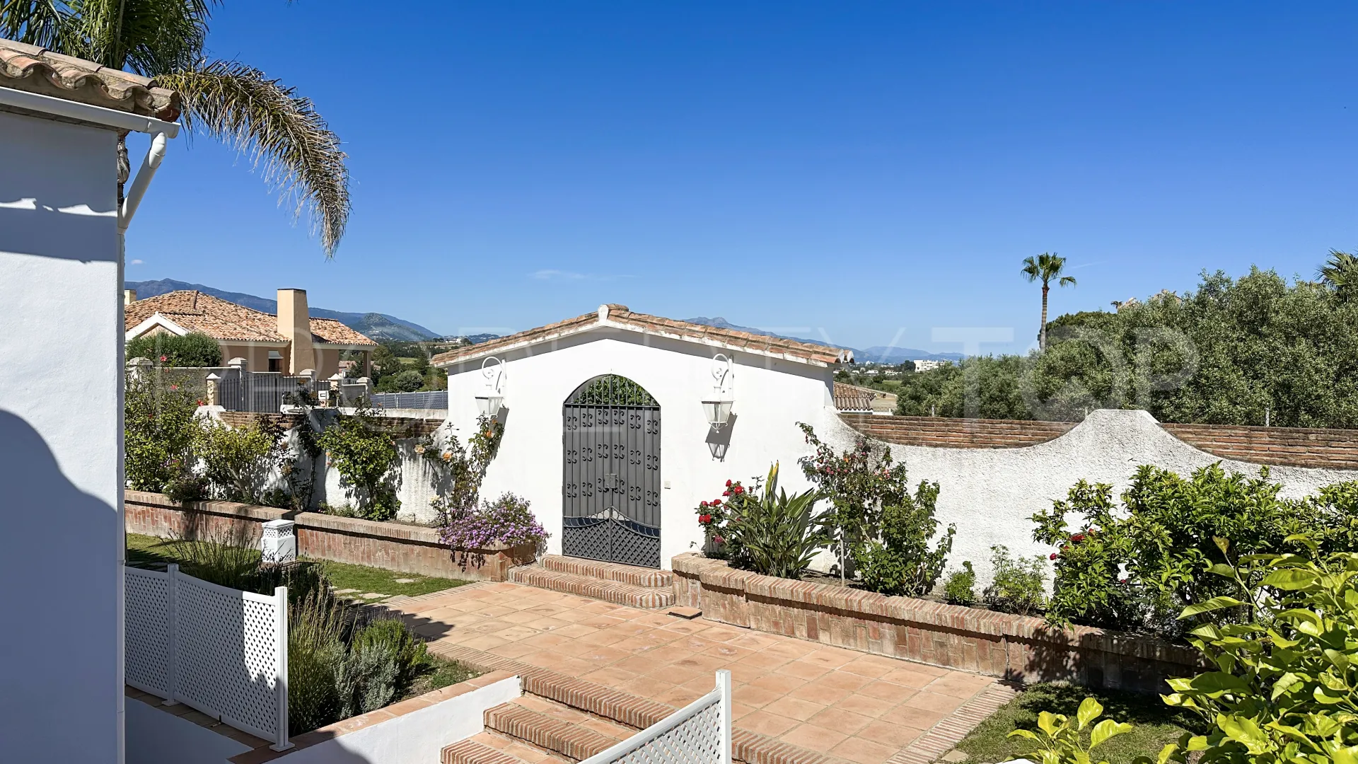 Villa with 6 bedrooms for sale in Reinoso