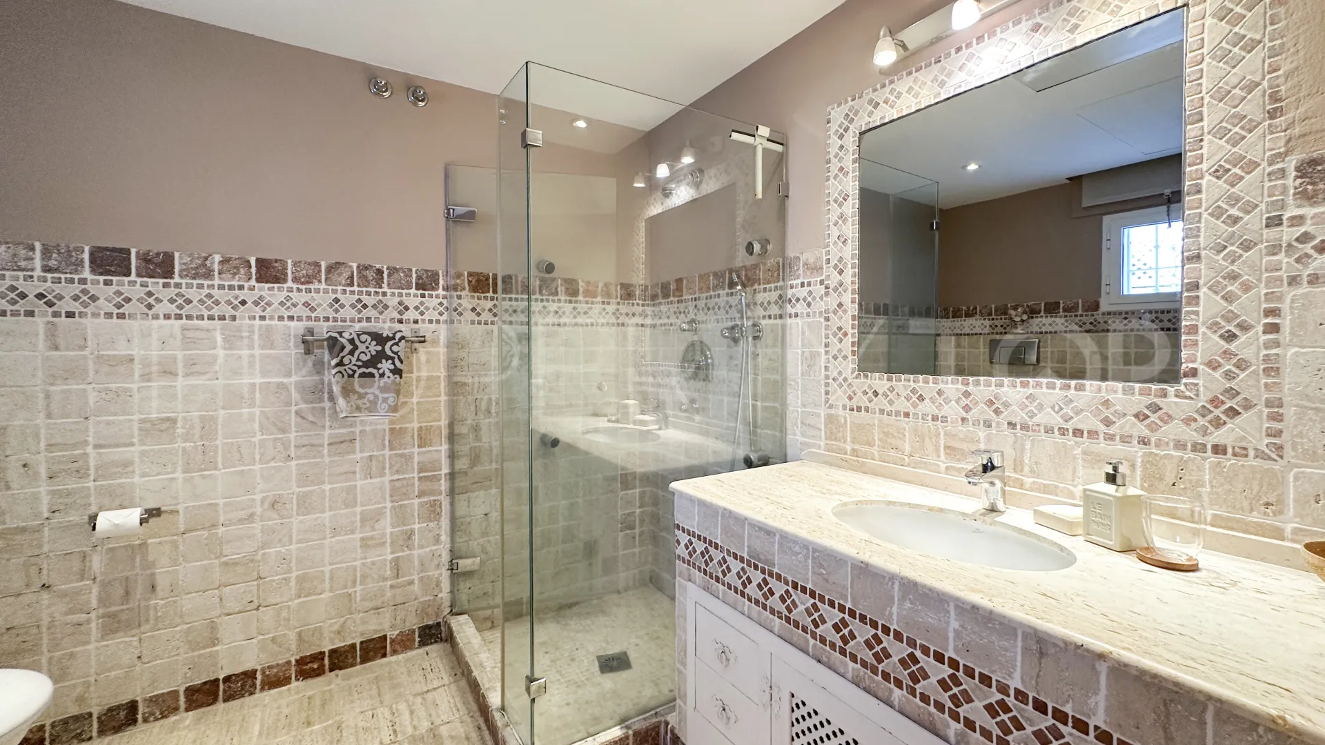 Villa with 6 bedrooms for sale in Reinoso