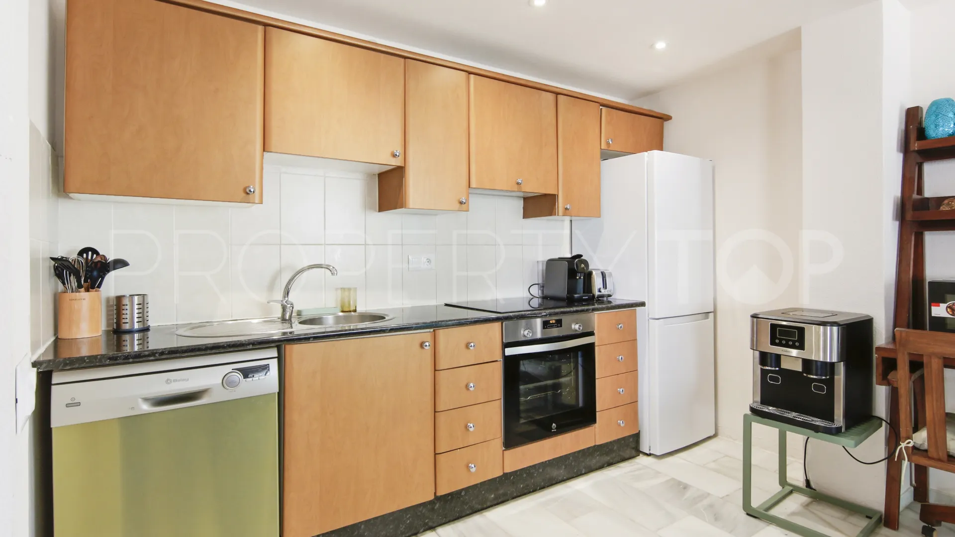 Villa pareada con 2 dormitorios en venta en El Padron