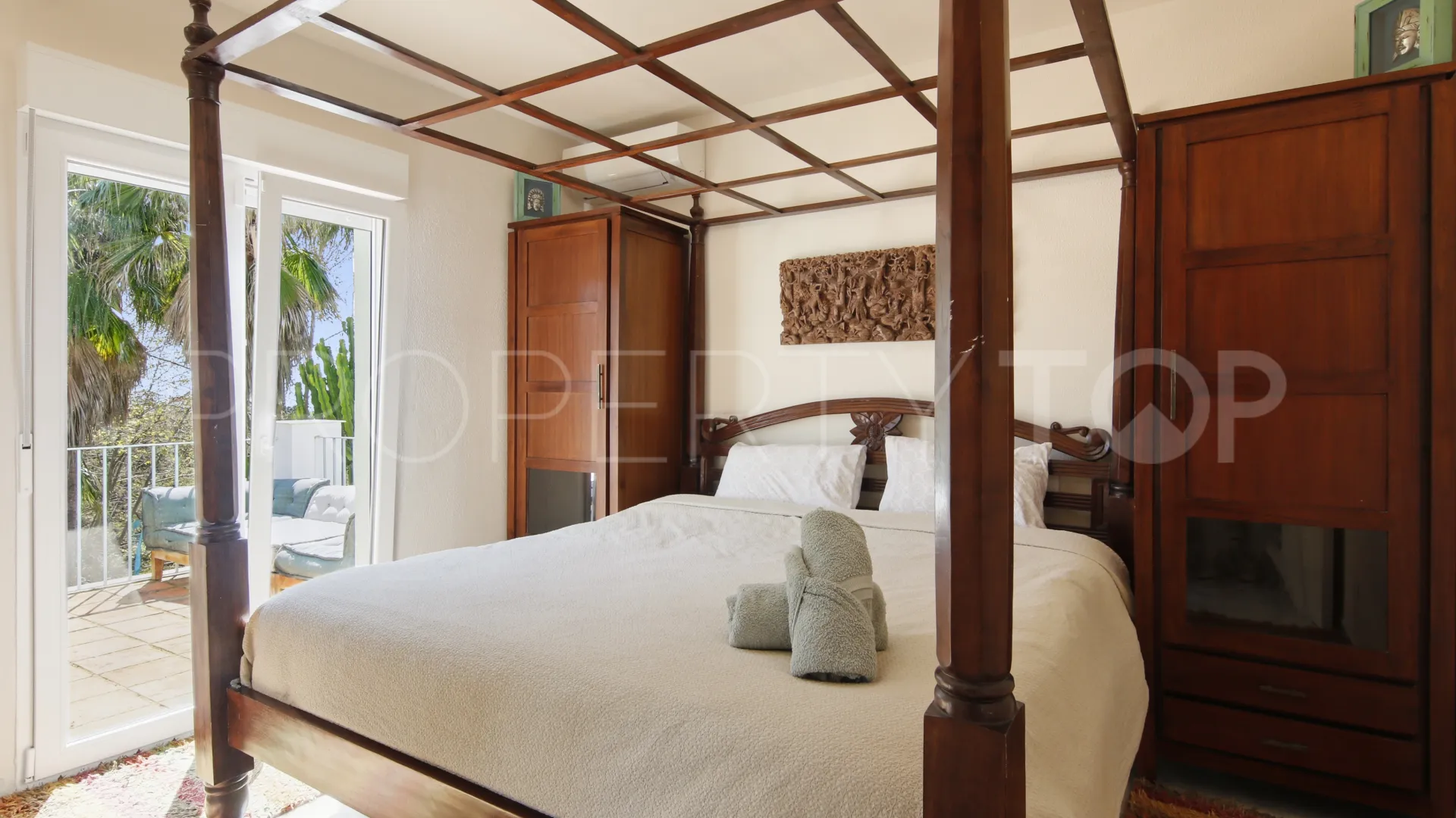 Villa pareada con 2 dormitorios en venta en El Padron