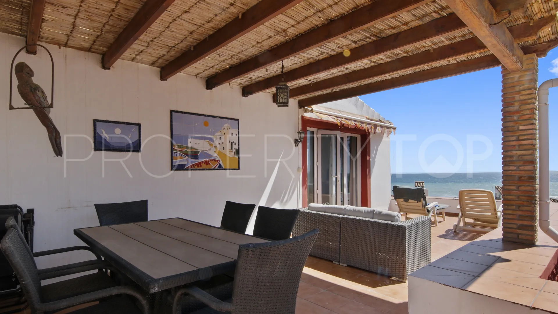 Buy villa in Bahia Dorada