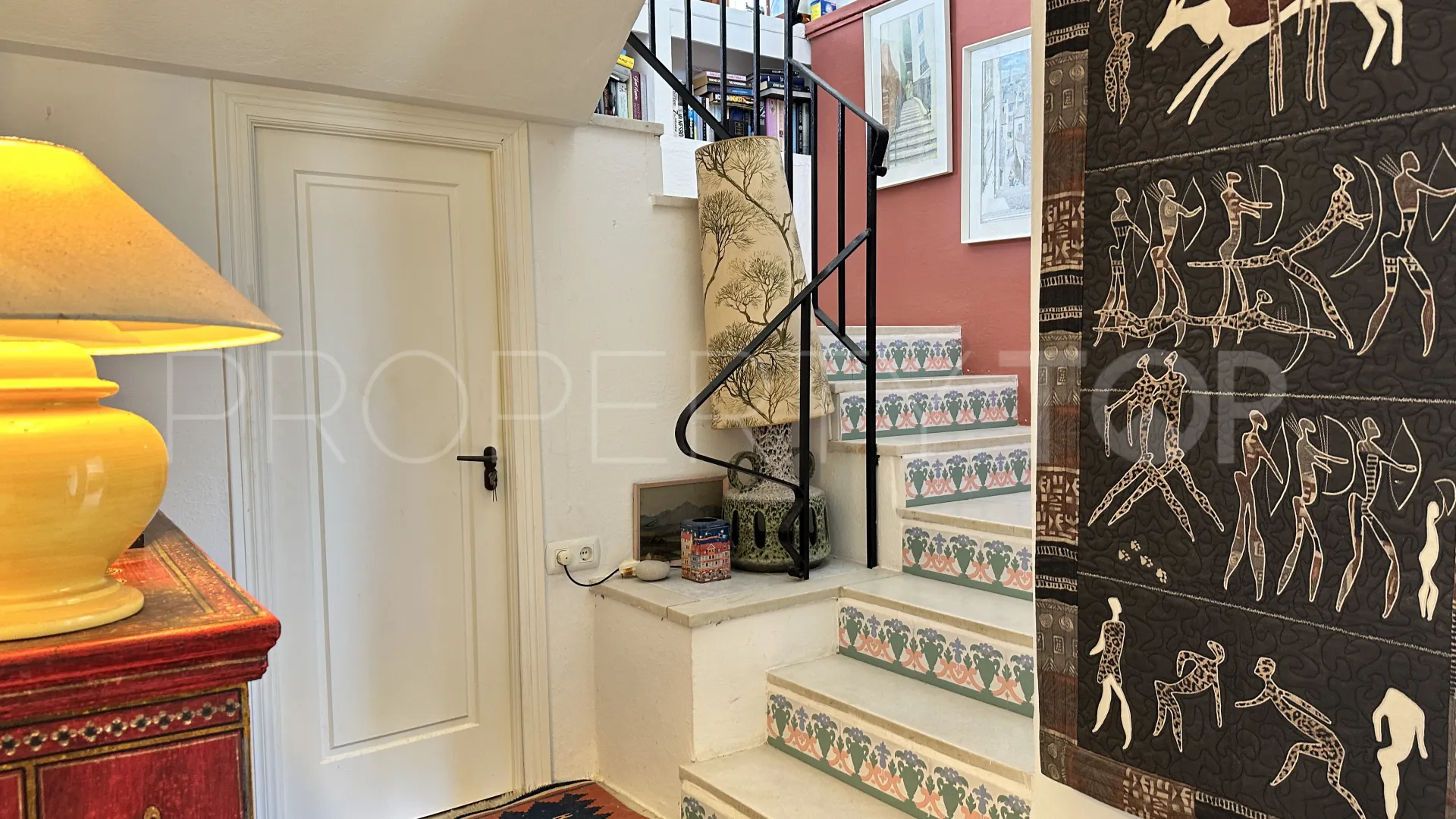 Buy villa in Bahia Dorada