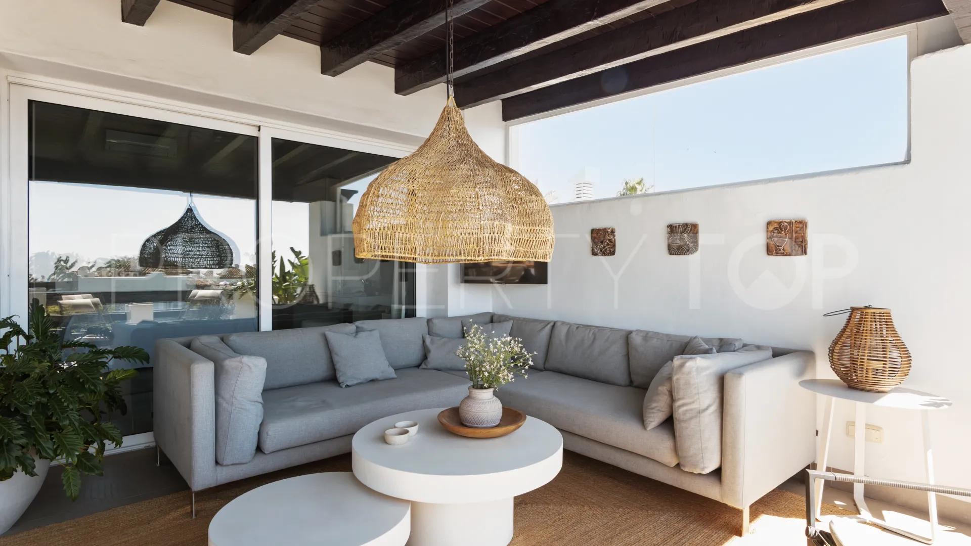 3 bedrooms duplex penthouse for sale in Alcazaba Beach