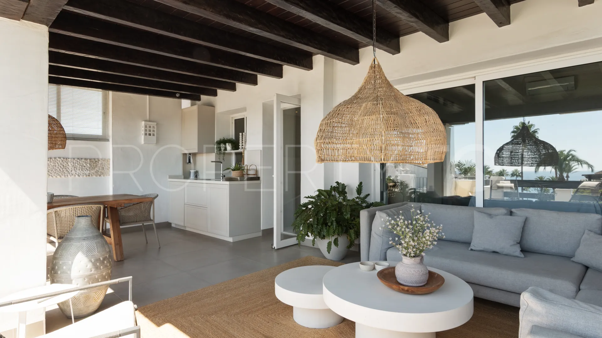 3 bedrooms duplex penthouse for sale in Alcazaba Beach