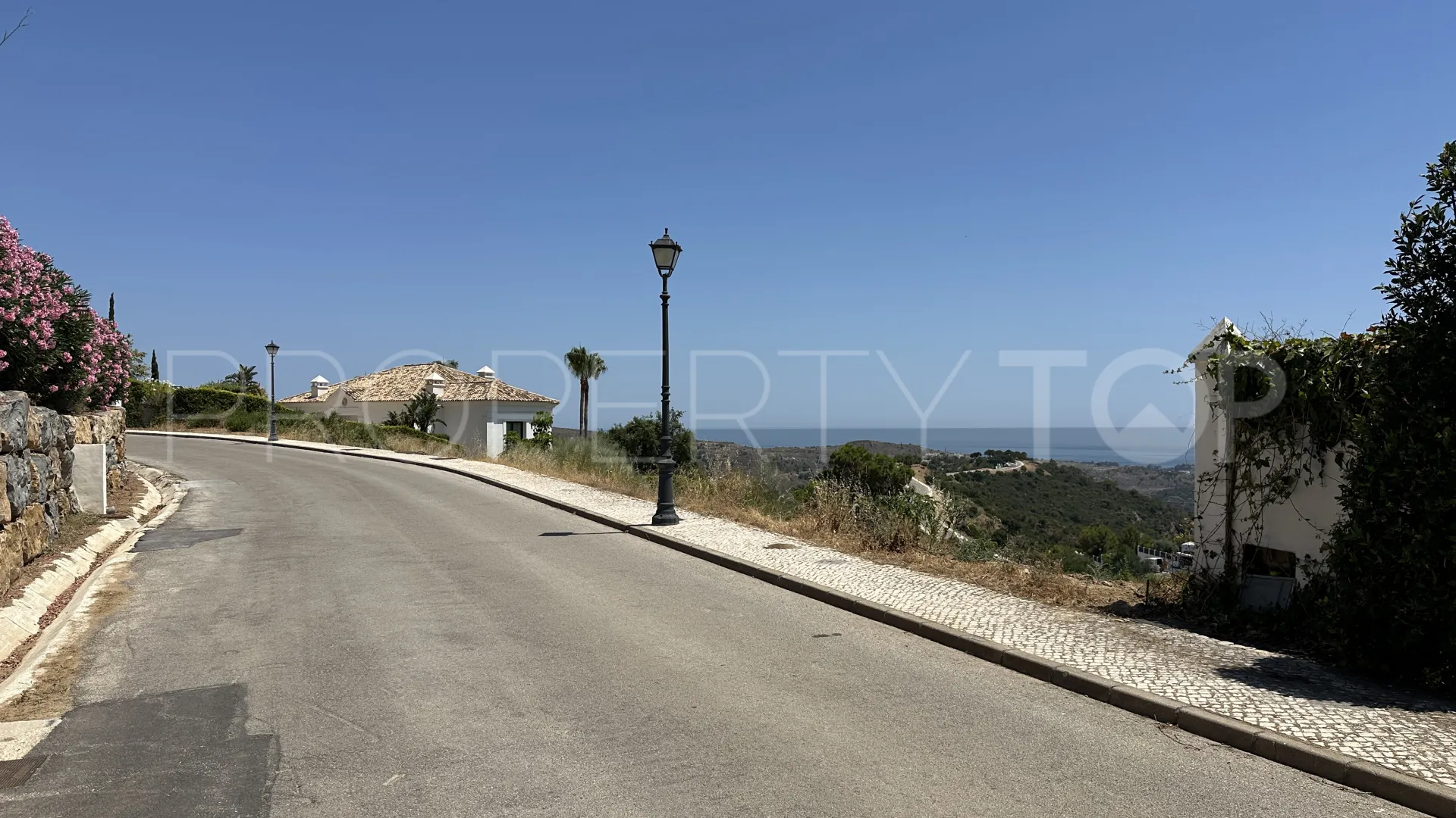 Monte Mayor plot for sale