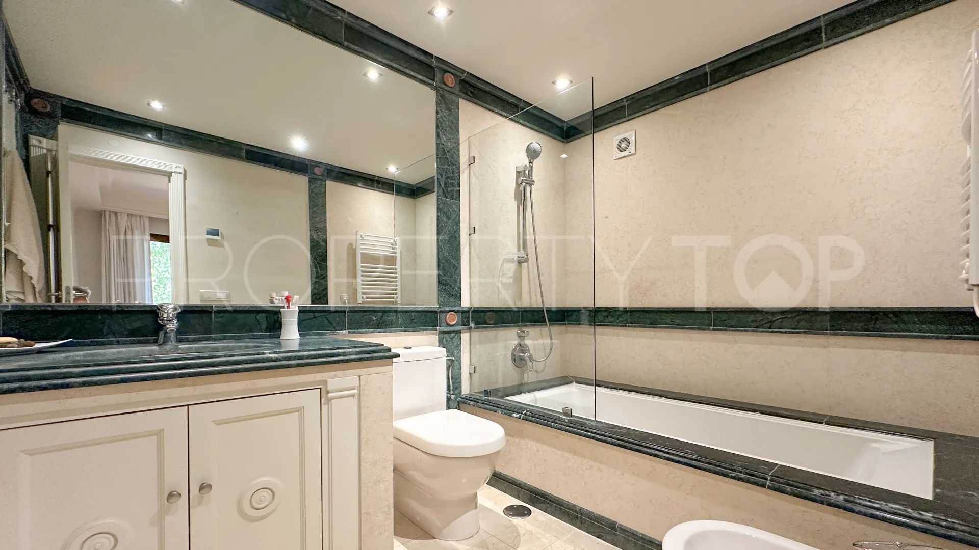 Apartamento en venta en Los Granados del Mar