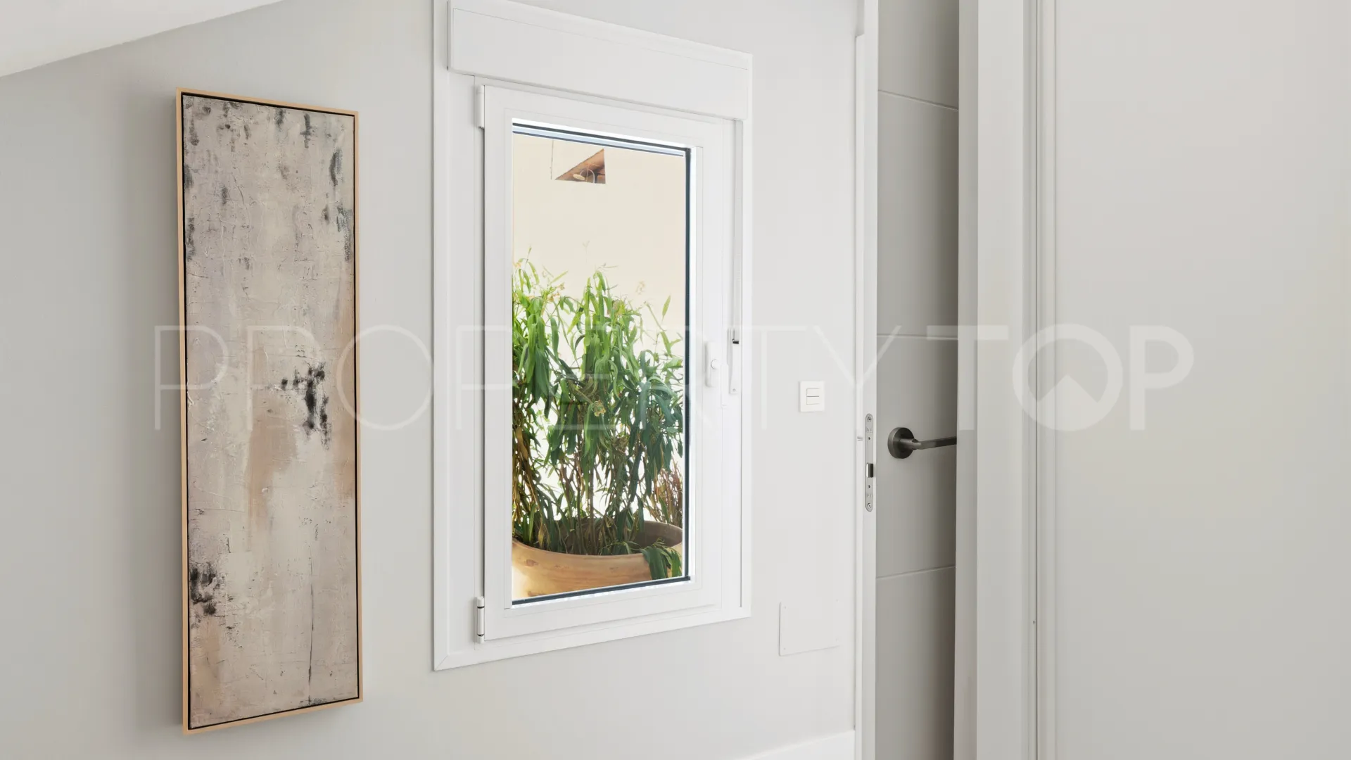 For sale town house in Estepona Old Town with 2 bedrooms