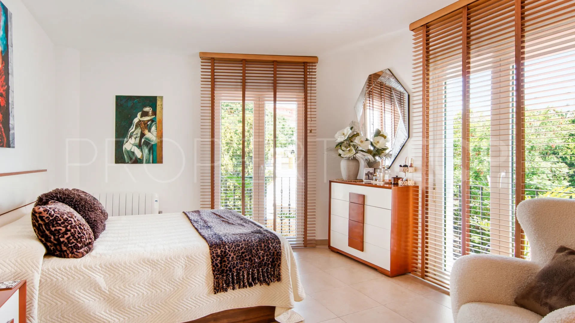 Adosado a la venta de 3 dormitorios en Estepona Casco Antiguo