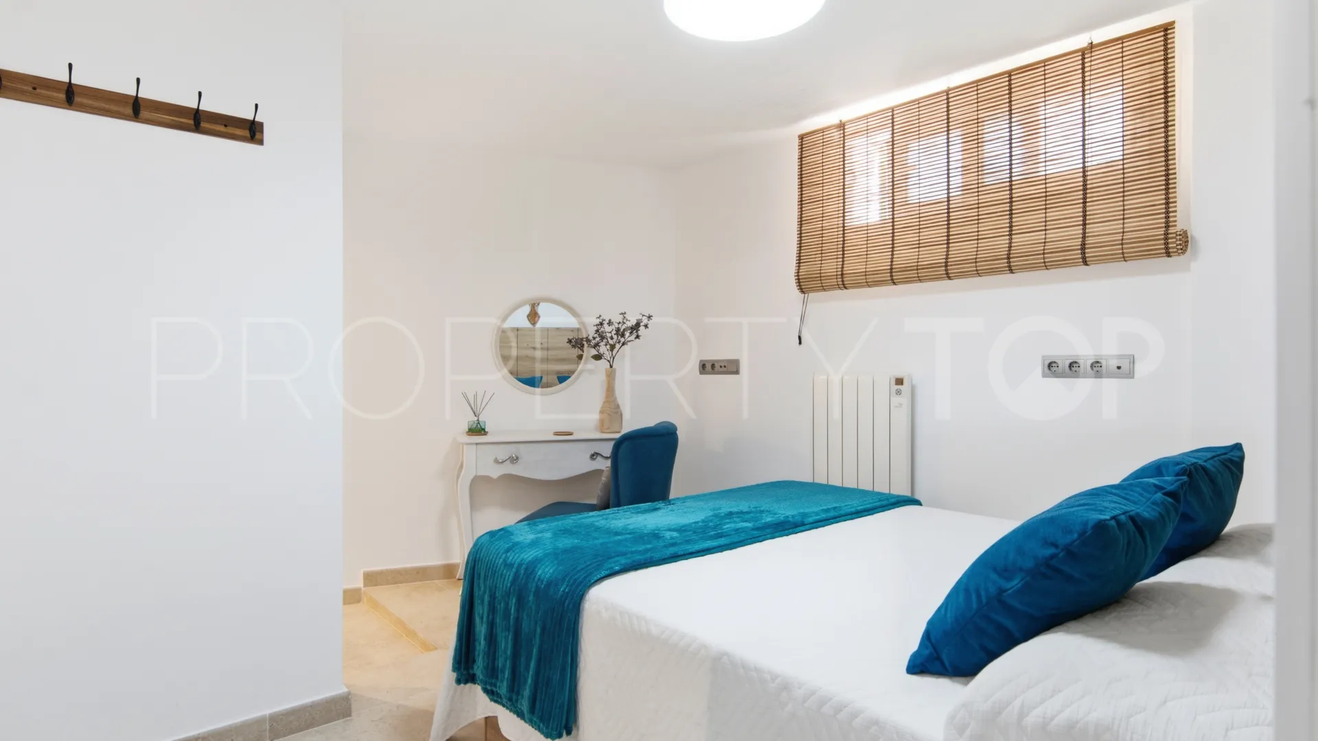 Adosado a la venta de 3 dormitorios en Estepona Casco Antiguo