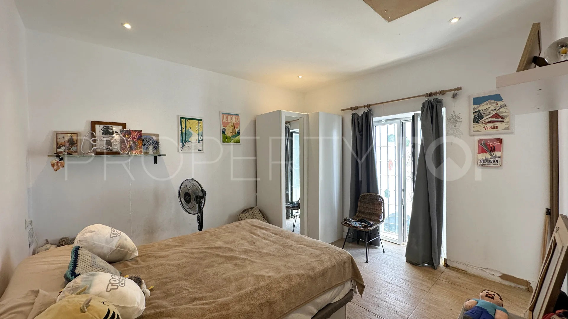Se vende adosado en Estepona Casco Antiguo con 4 dormitorios