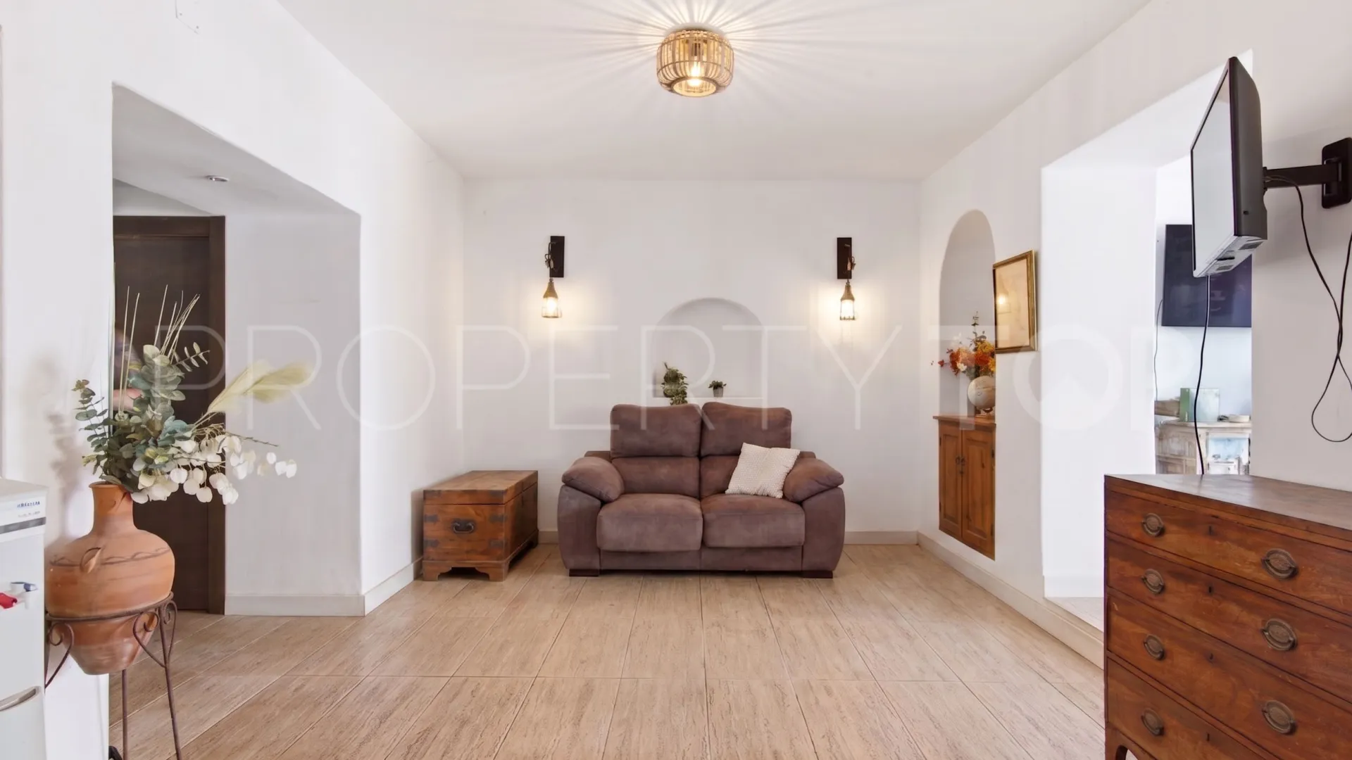 Se vende adosado en Estepona Casco Antiguo con 4 dormitorios