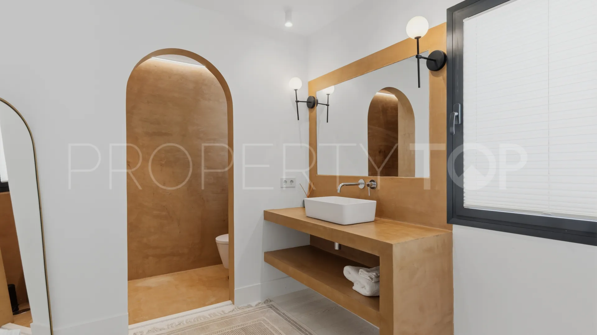 Villa with 9 bedrooms for sale in Casasola