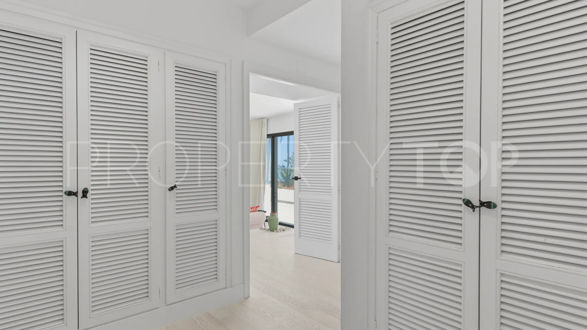 Villa with 9 bedrooms for sale in Casasola