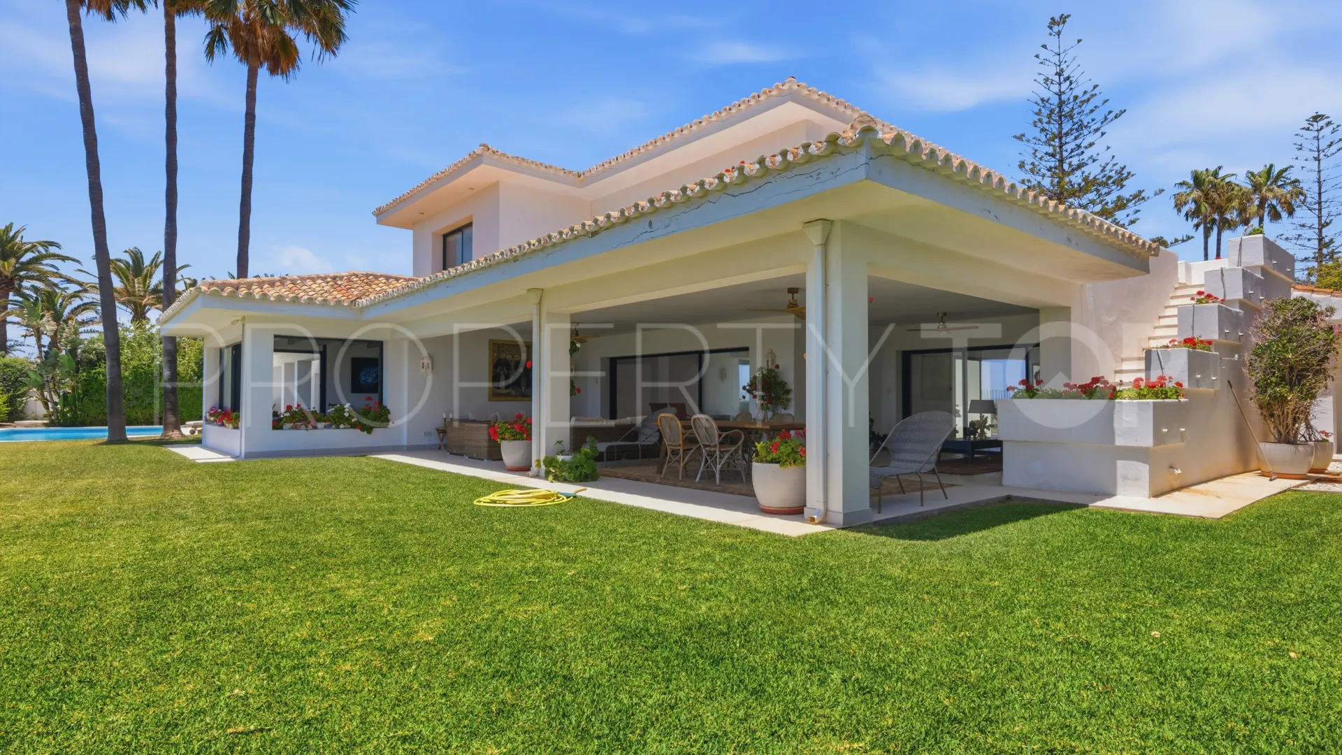 Villa with 9 bedrooms for sale in Casasola