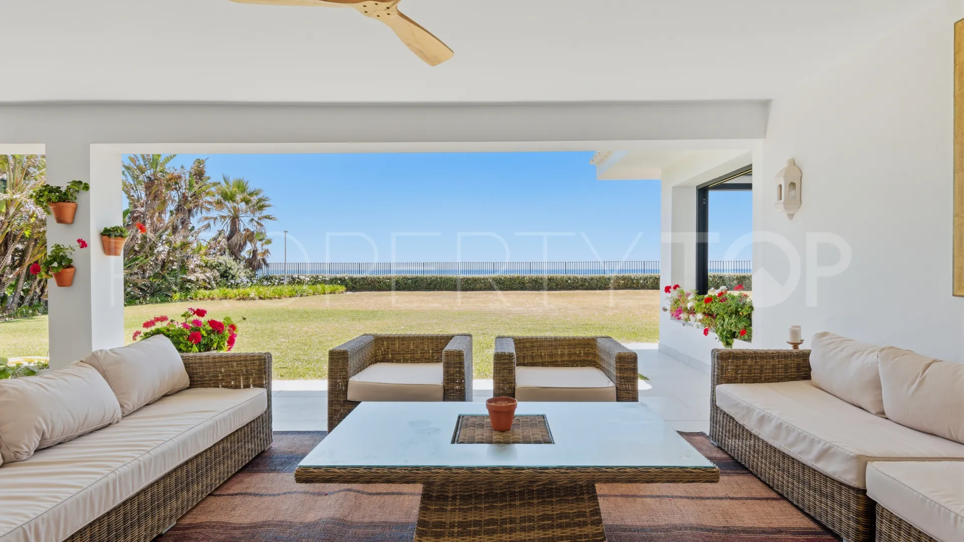 Villa with 9 bedrooms for sale in Casasola