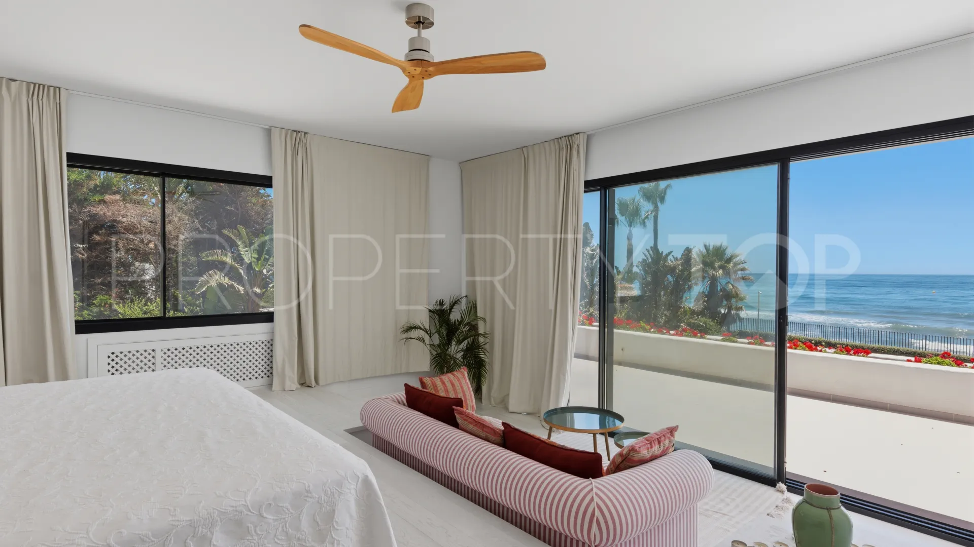 Villa with 9 bedrooms for sale in Casasola