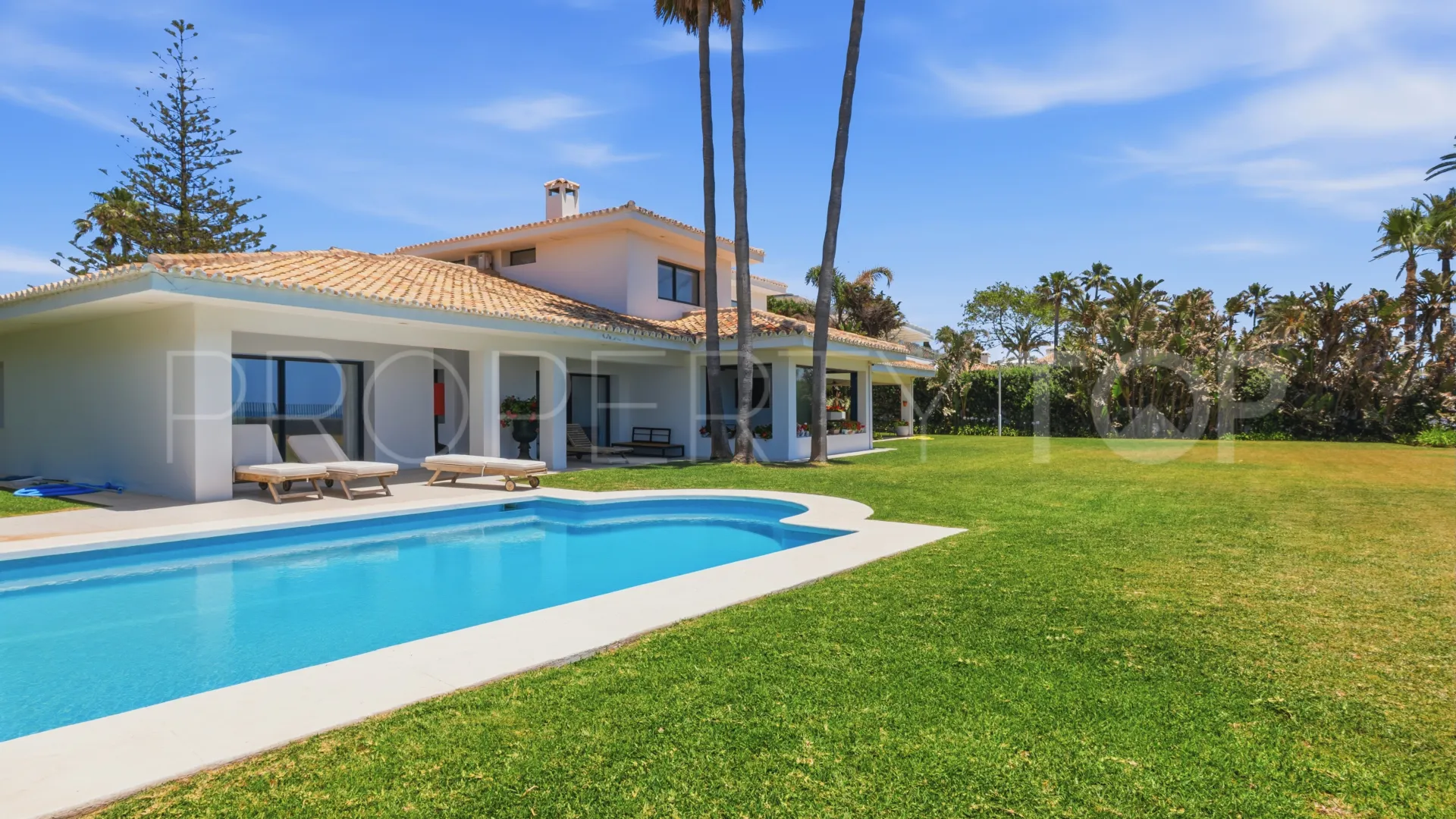 Villa with 9 bedrooms for sale in Casasola