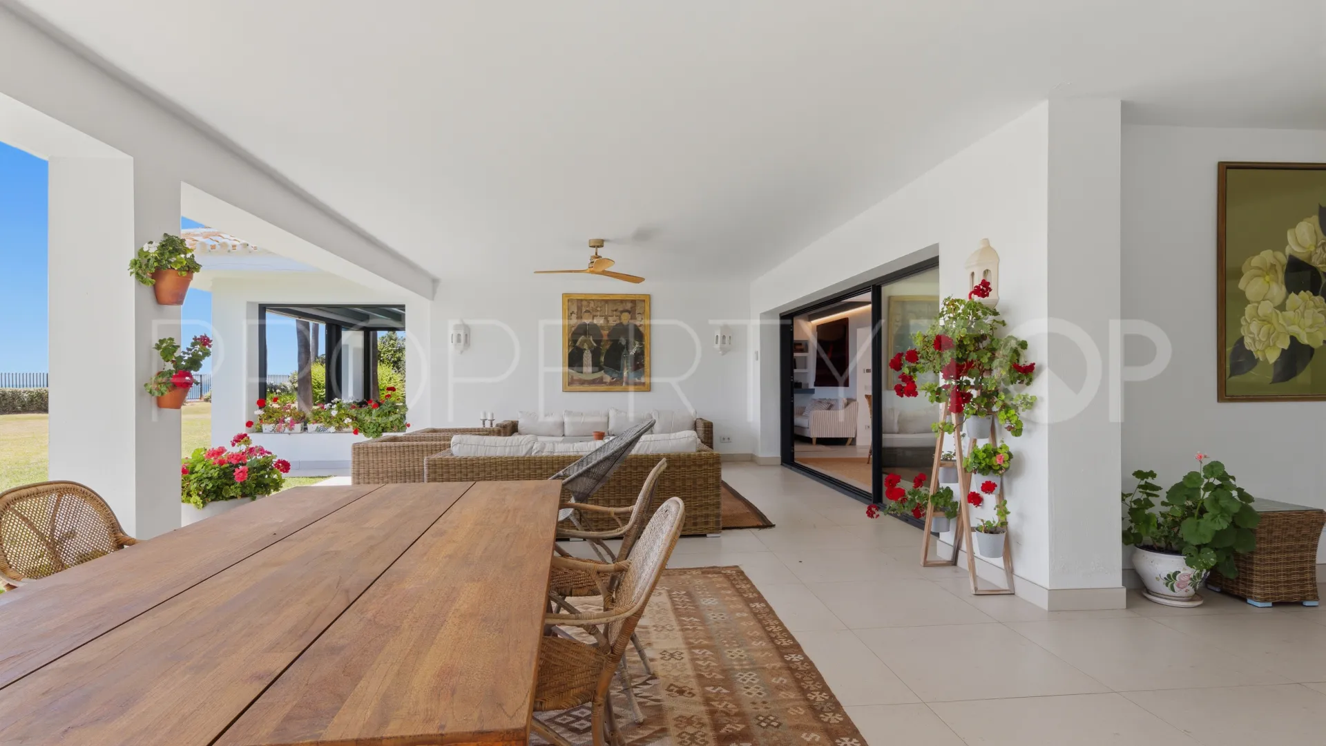 Villa with 9 bedrooms for sale in Casasola