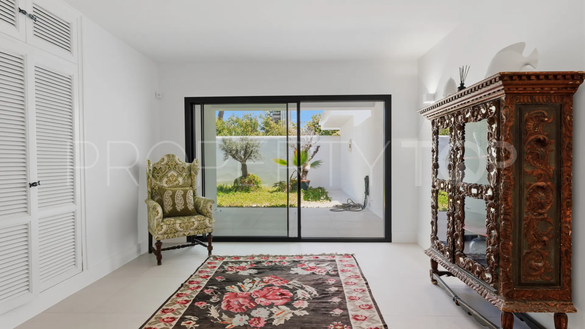 Villa with 9 bedrooms for sale in Casasola