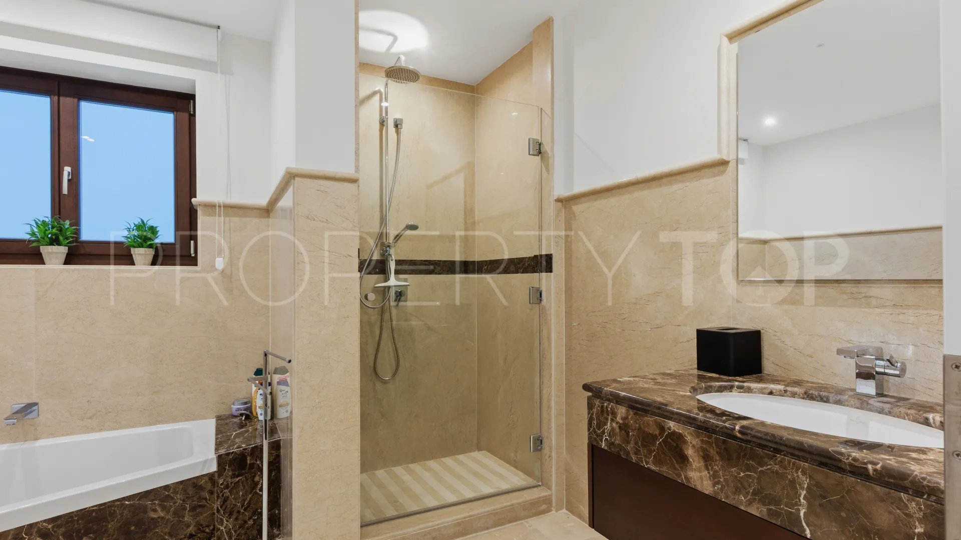 Villa en venta en La Zagaleta