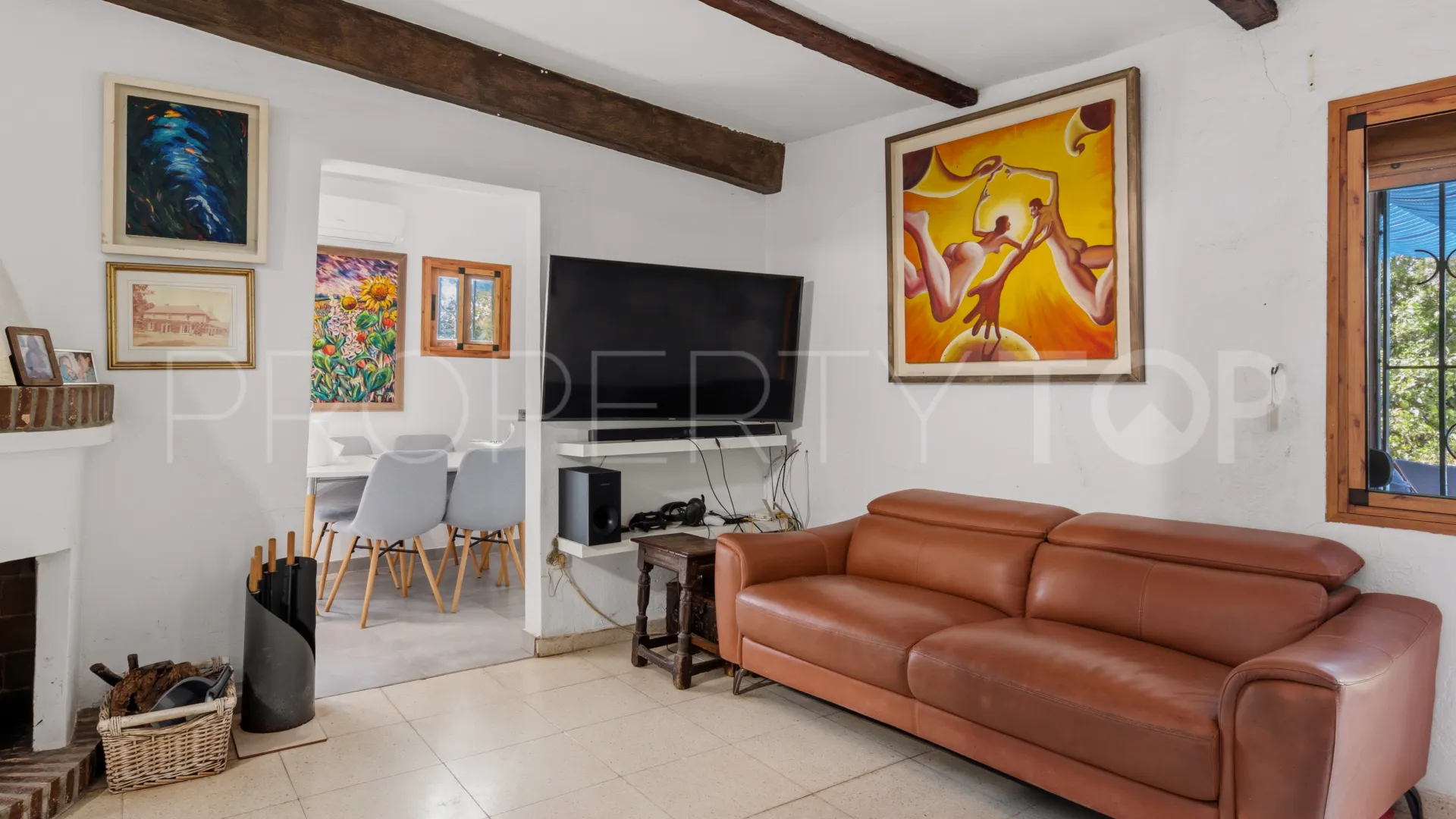 Buy country house in Estepona Town