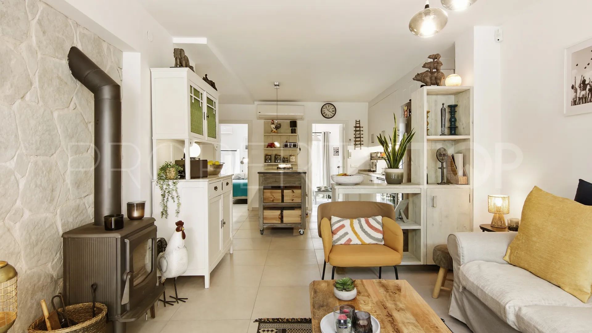For sale town house in Estepona Old Town with 3 bedrooms
