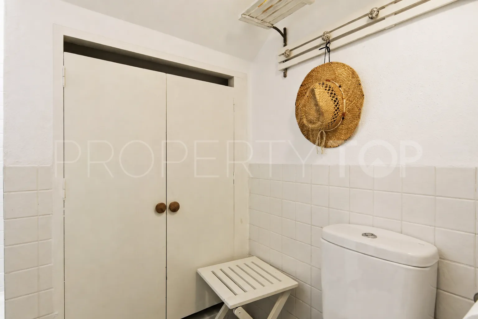 For sale town house in Estepona Old Town with 3 bedrooms