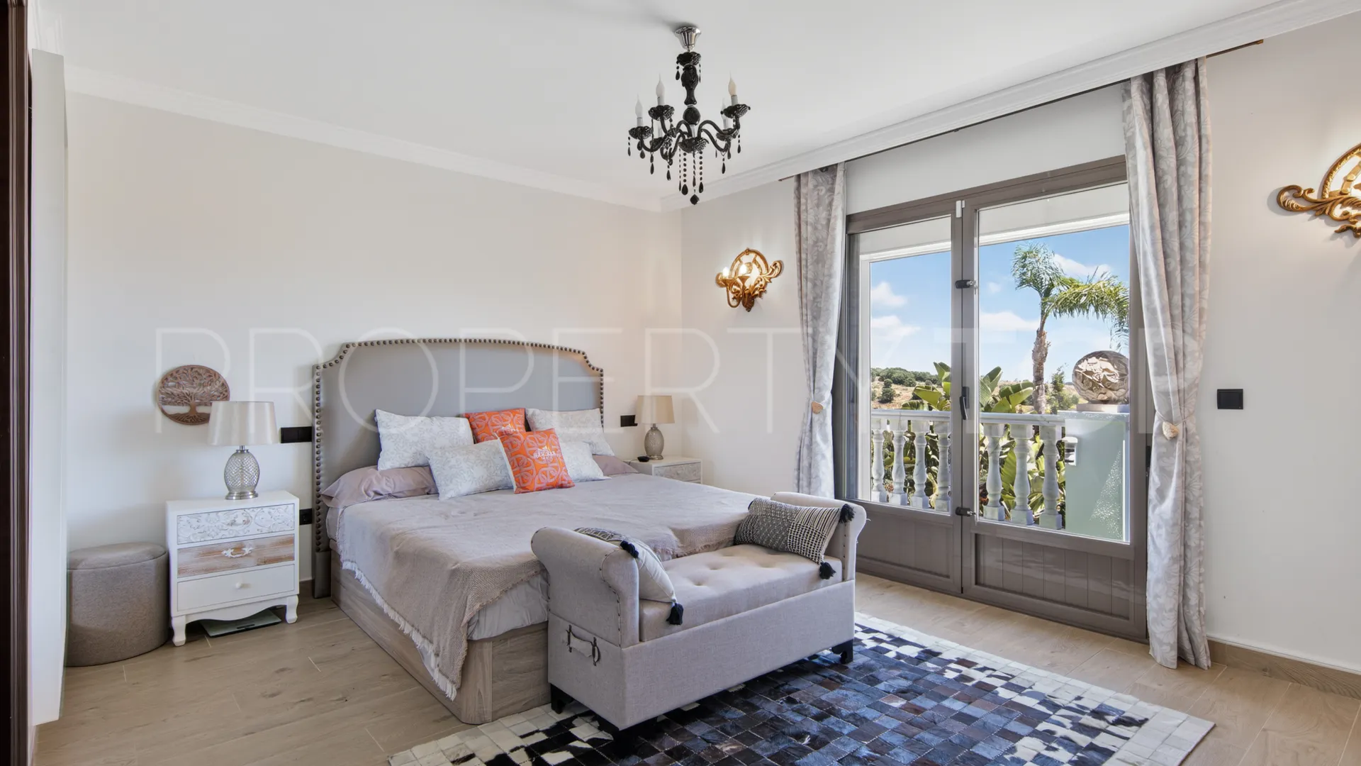 Villa en venta en Los Flamingos con 7 dormitorios