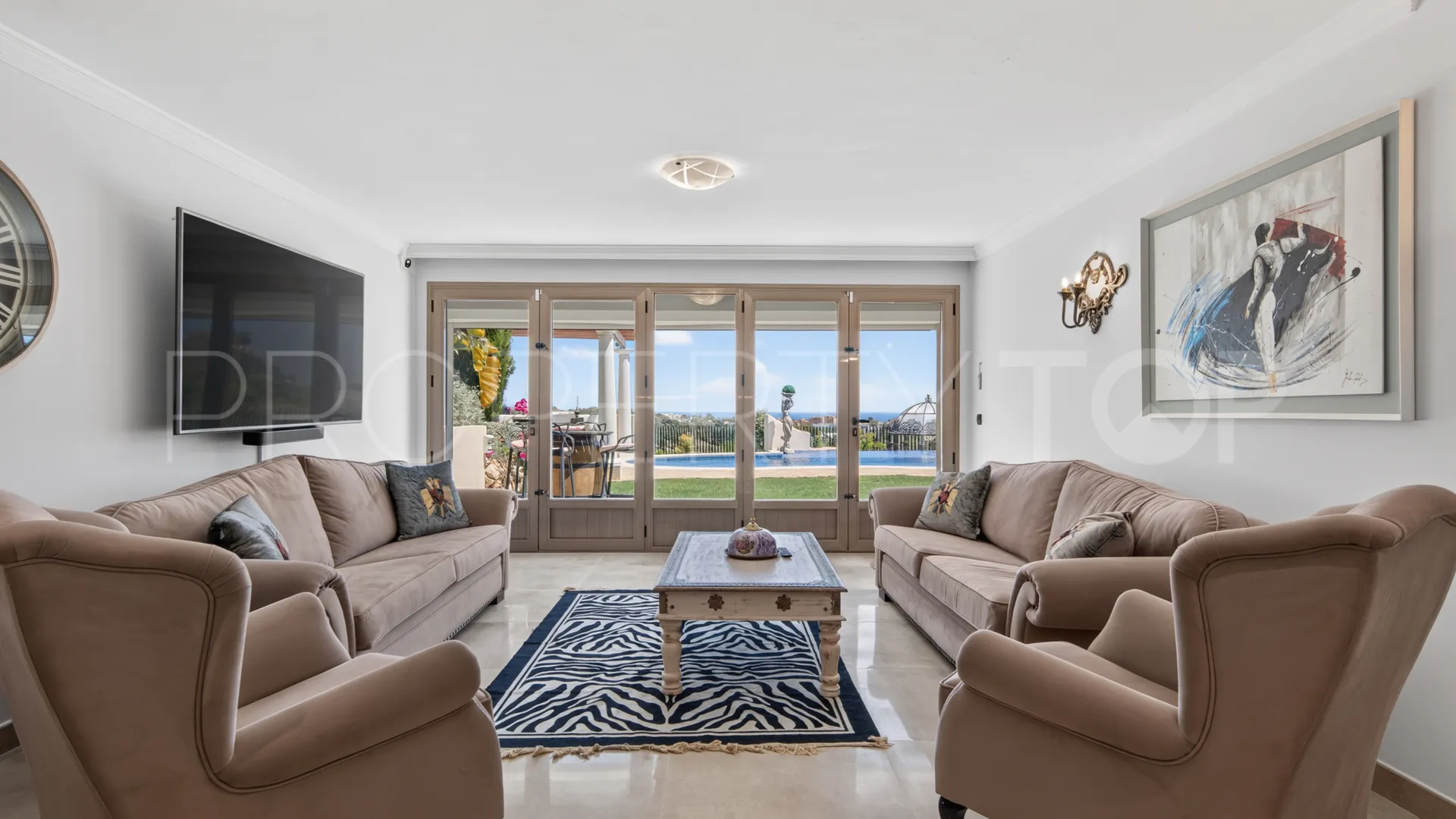 Villa en venta en Los Flamingos con 7 dormitorios