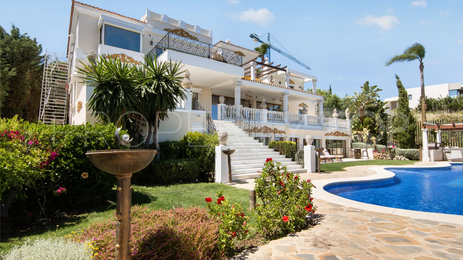 Villa en venta en Los Flamingos con 7 dormitorios